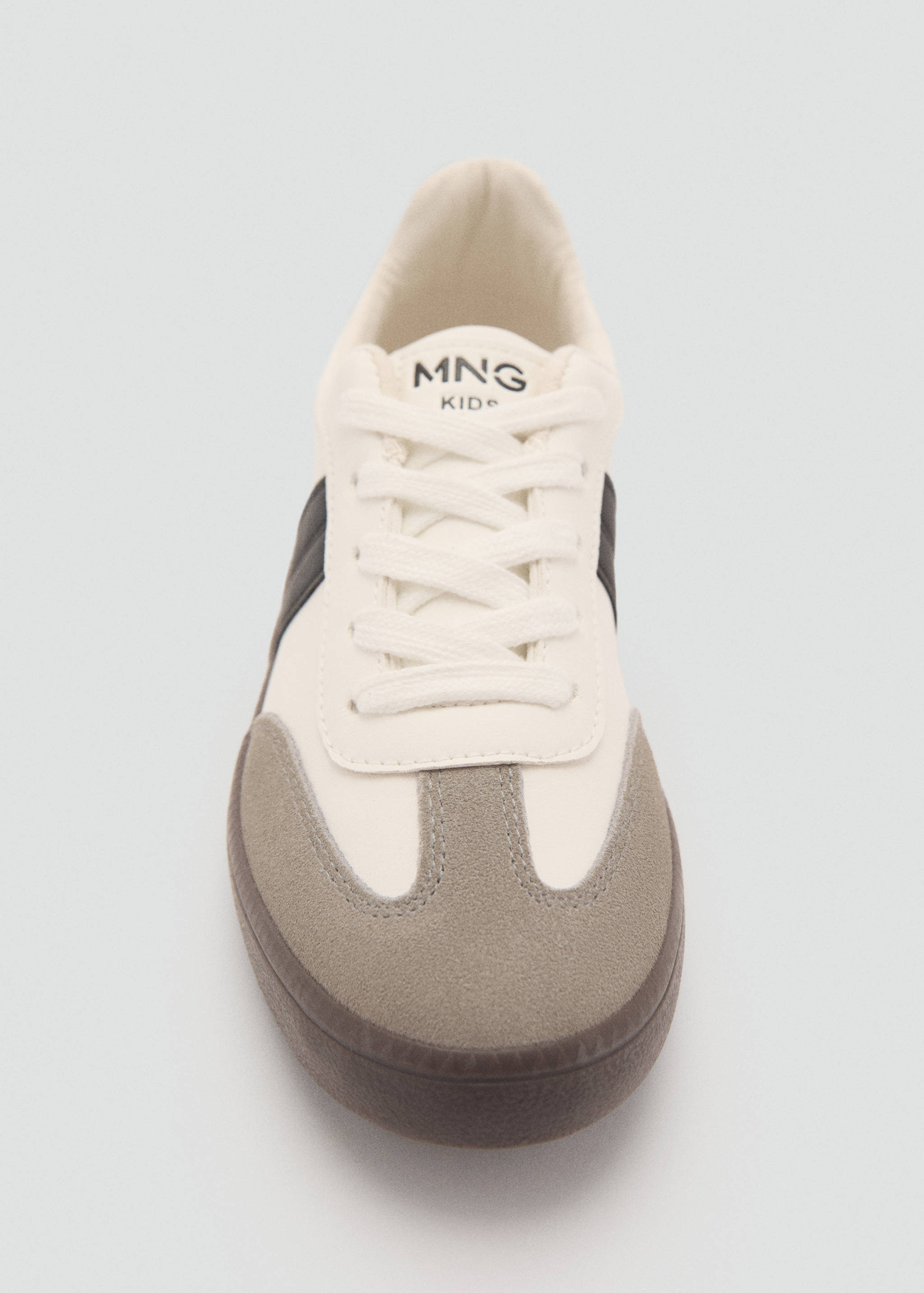 أحذية رياضية مزودة باجزاء من الجلد - تفاصيل المنتج 2