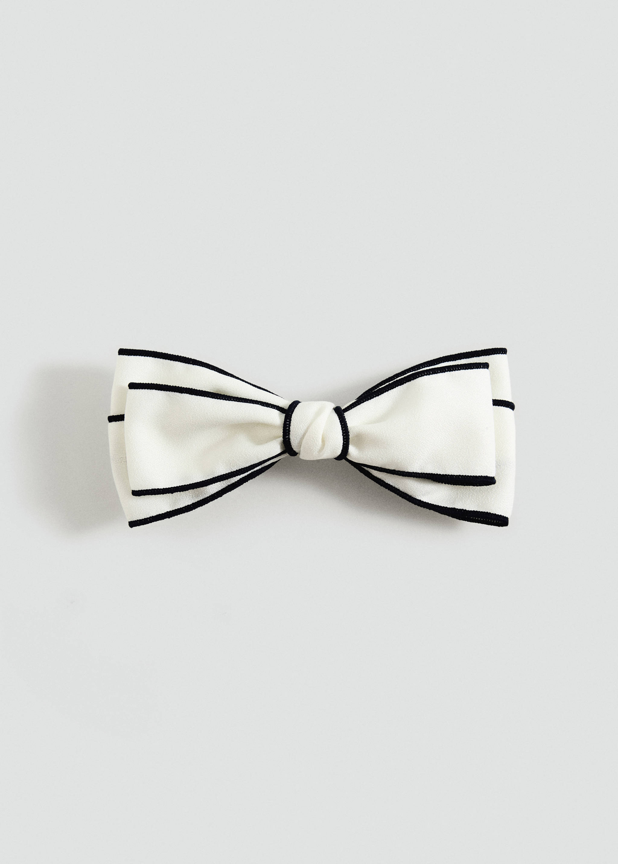 Two-tone bow pin - Article without model