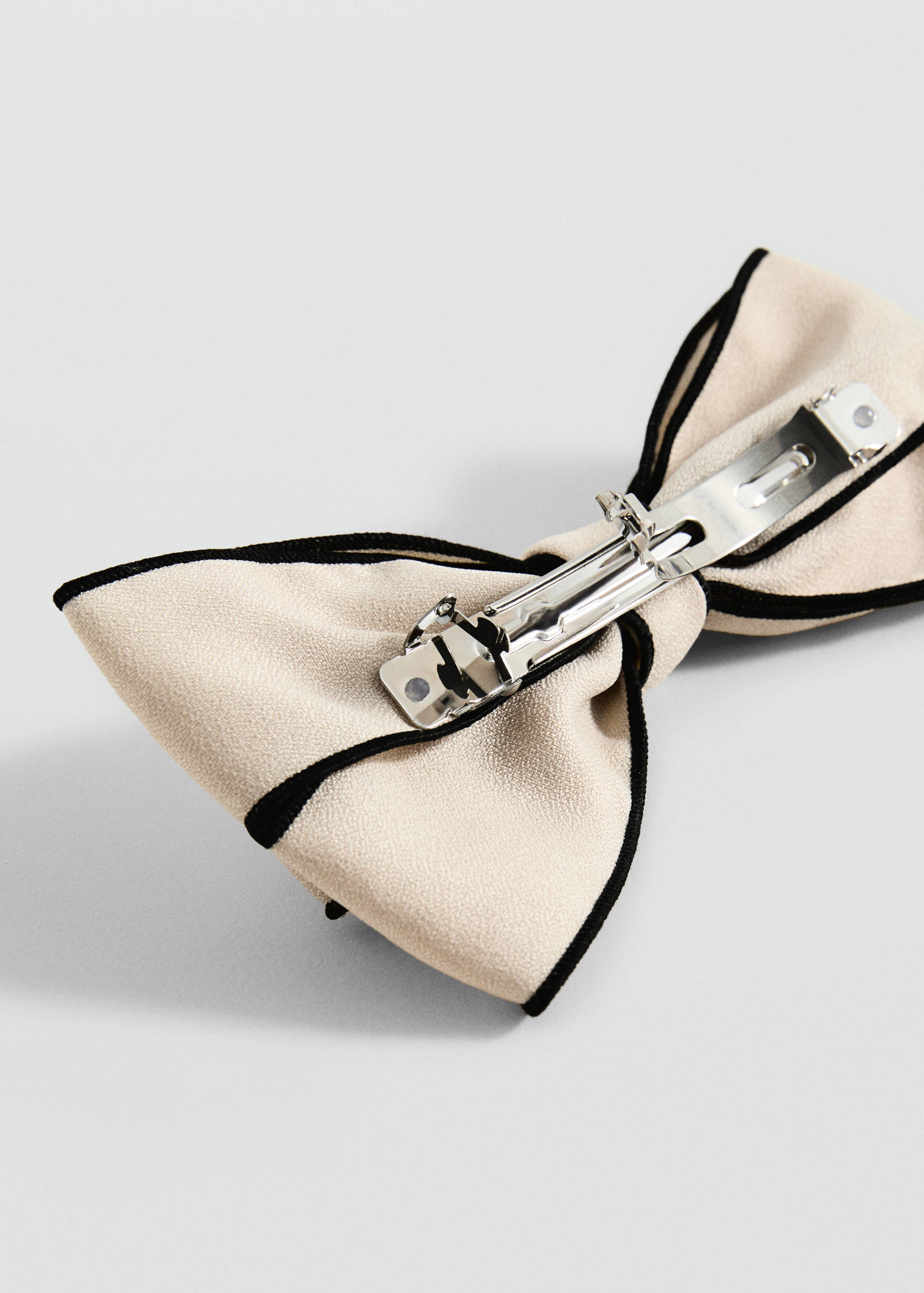 Two-tone bow pin - Medium plane