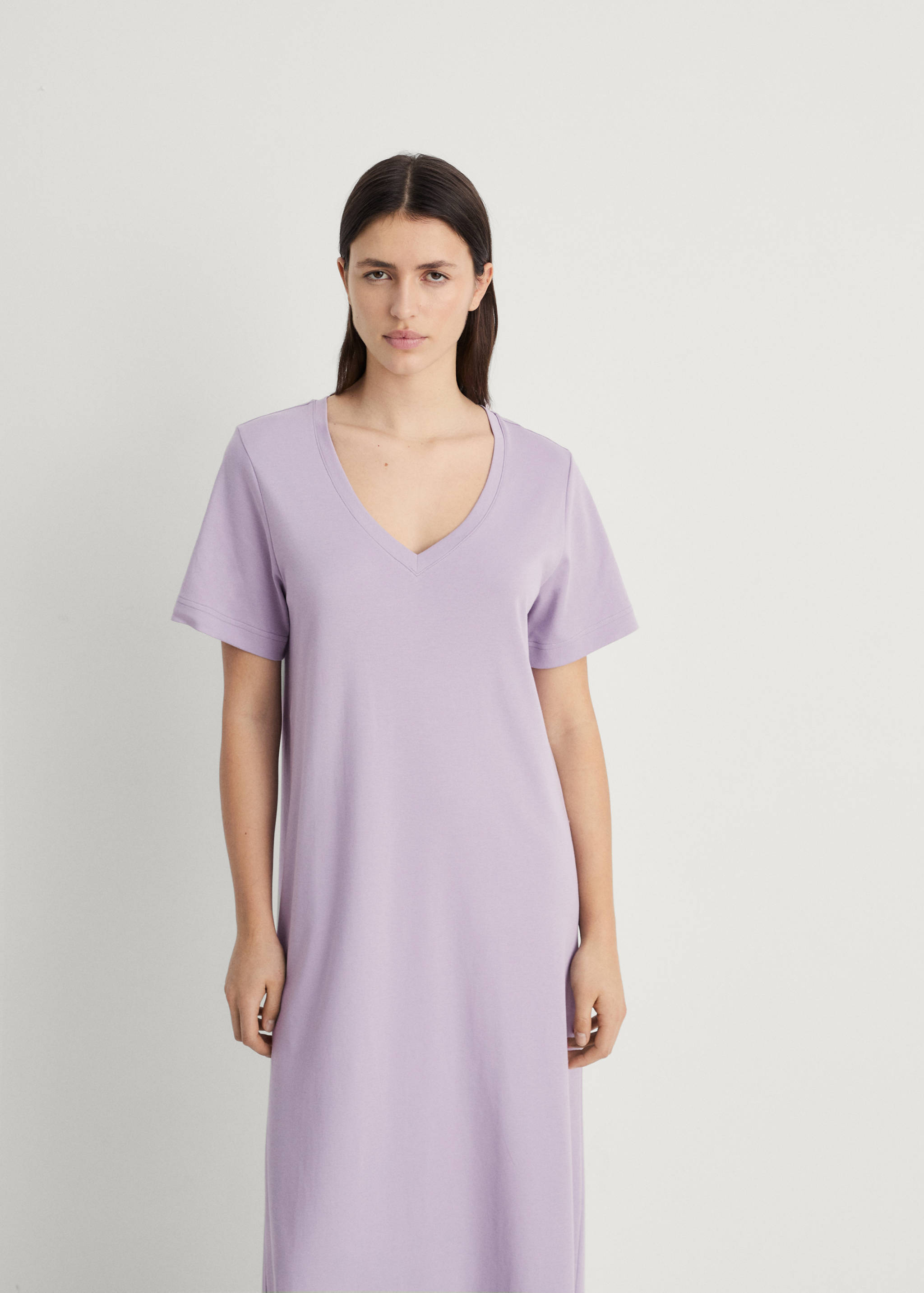 Chemise de nuit en coton uni - Plan moyen
