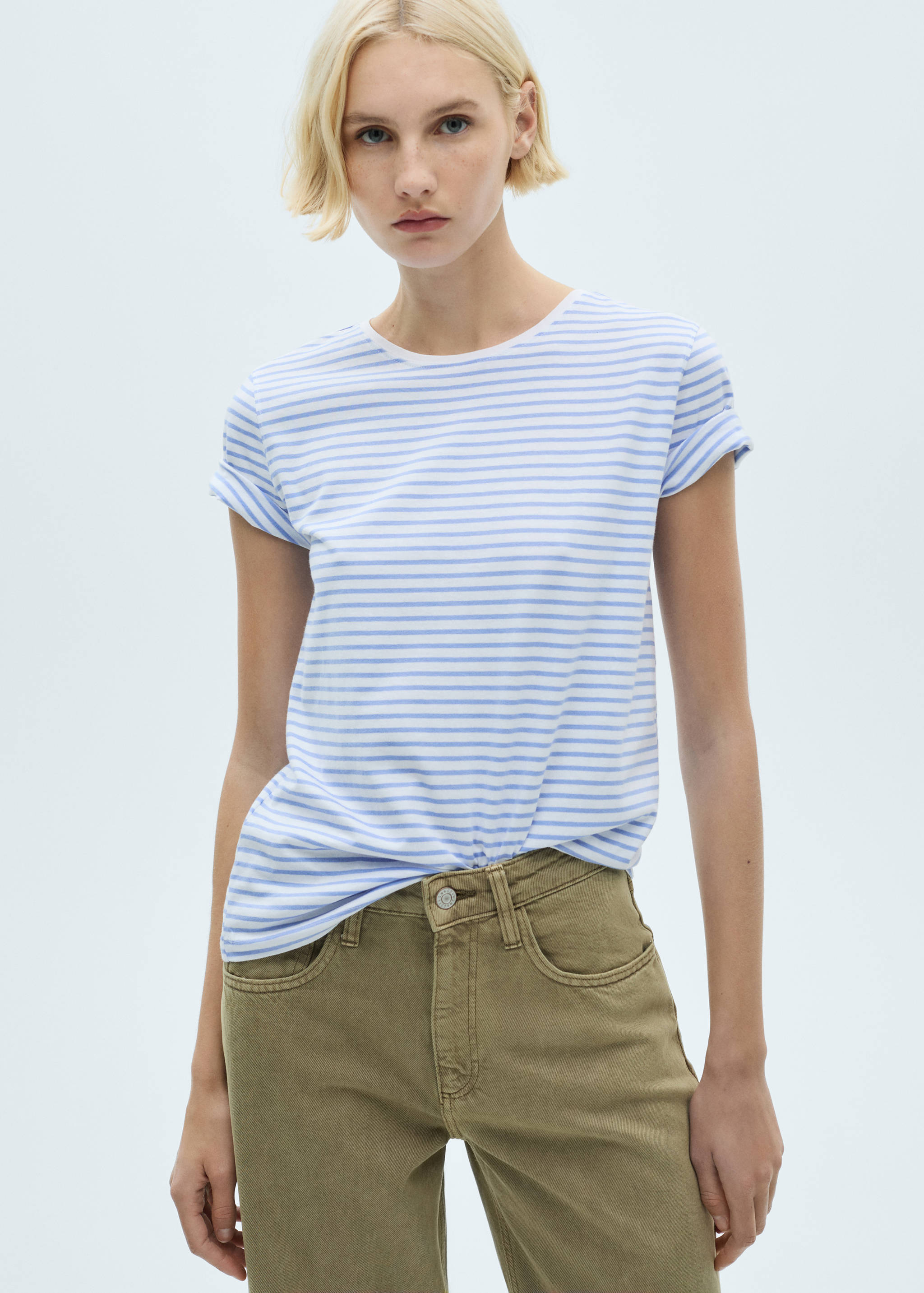 Striped short-sleeved t-shirt - Medium plane