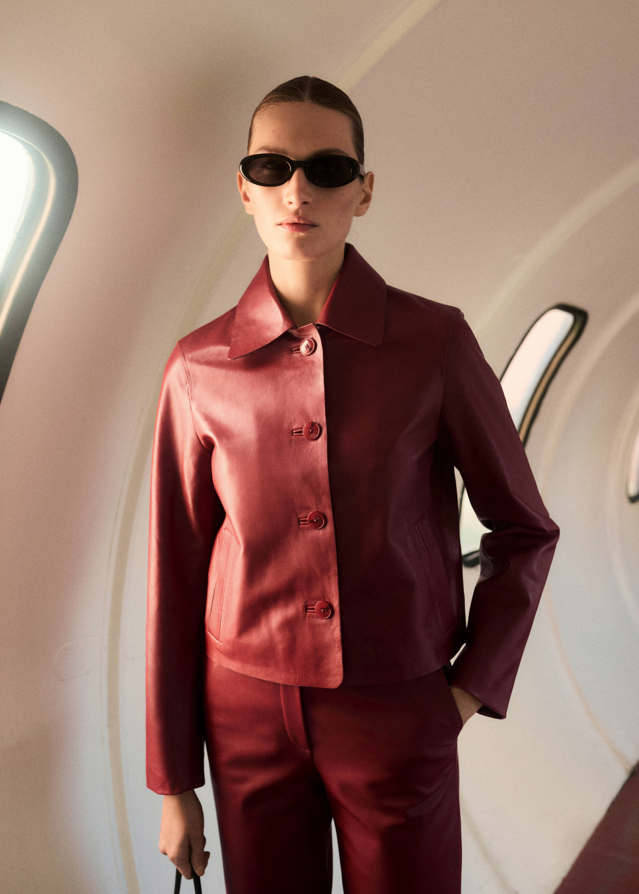 Buttoned leather jacket - Medium plane