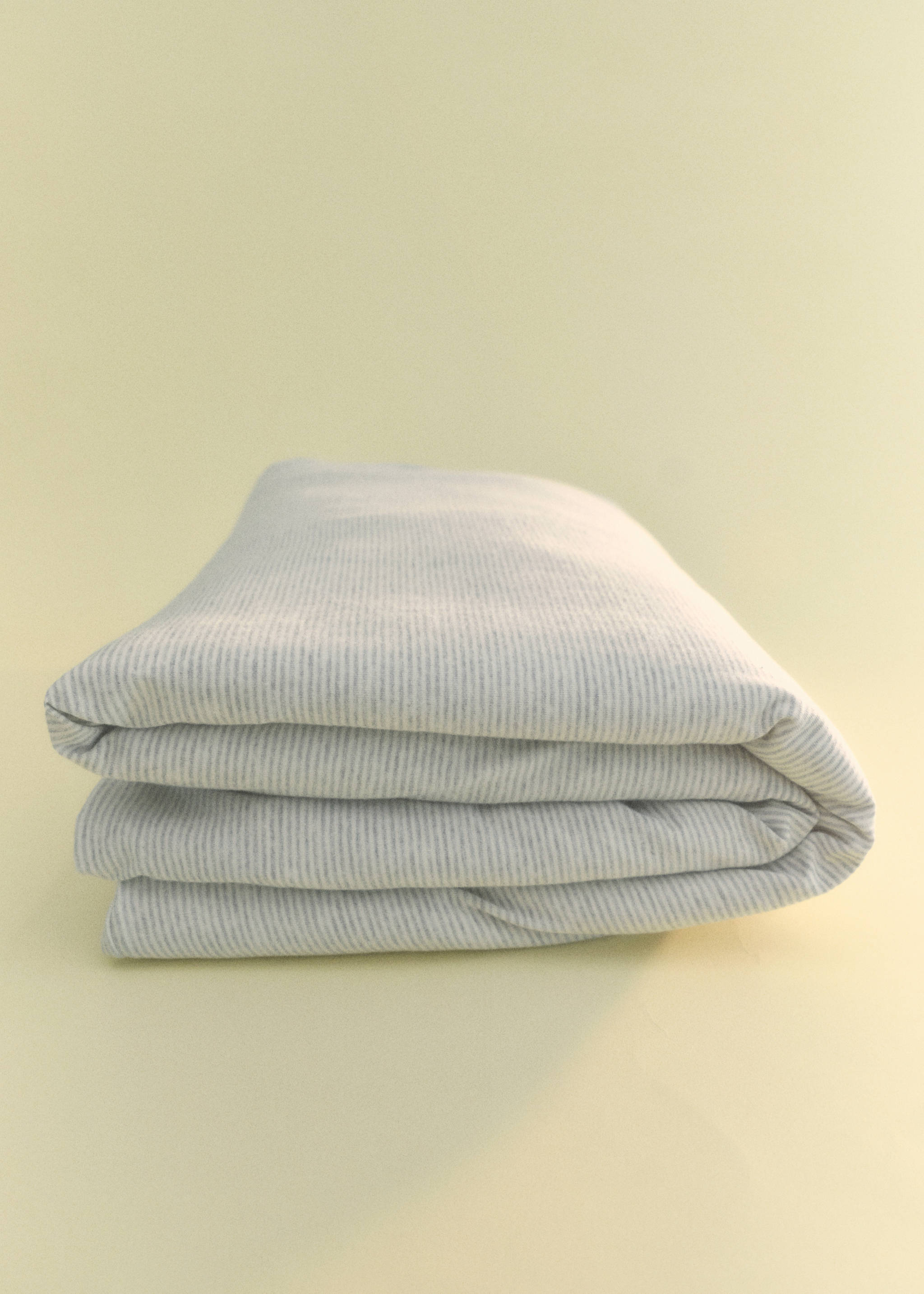 Cotton striped duvet cover for cot - Details of the article 6, Grey. Ref: 87094083-00.