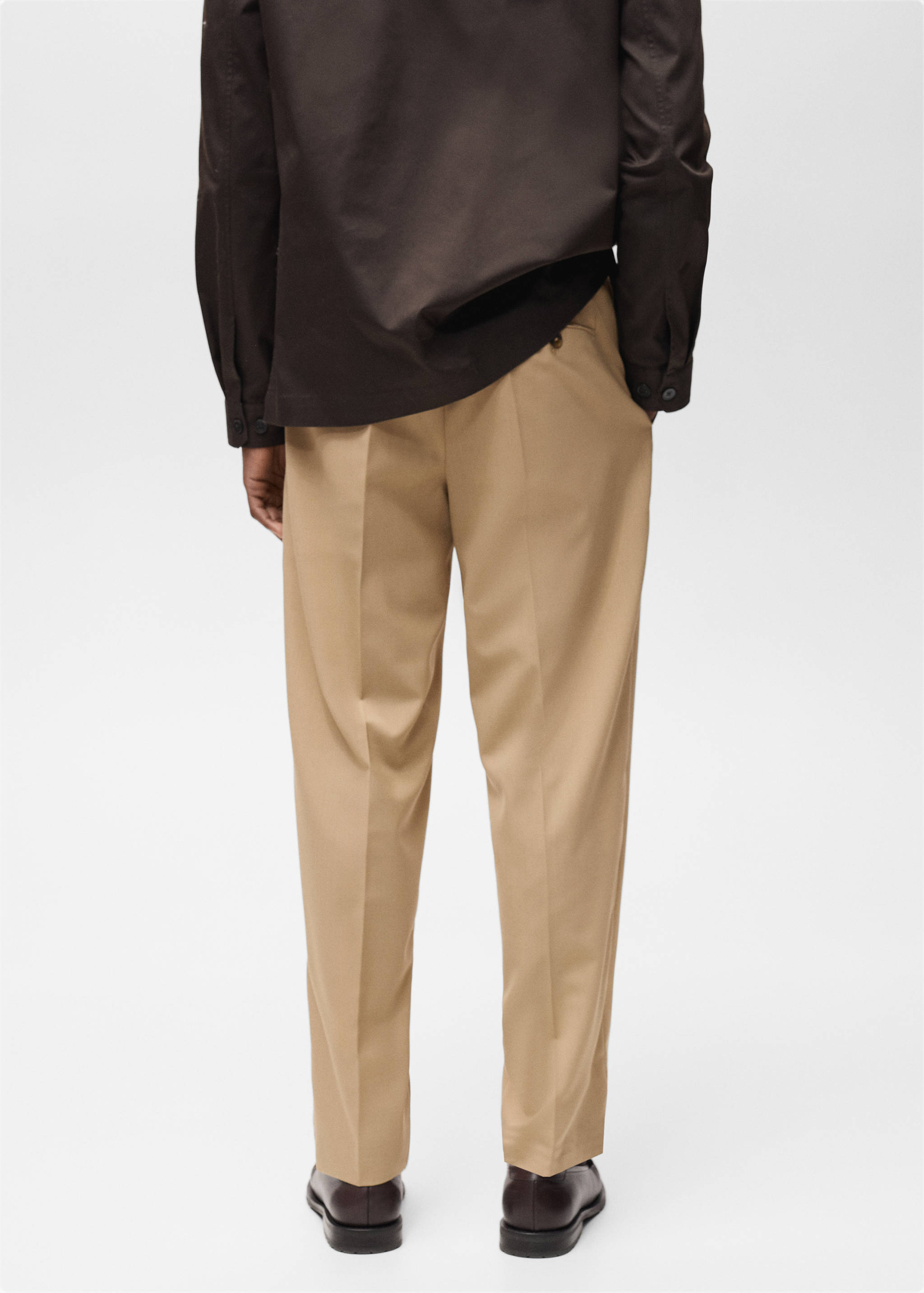 Slim-fit pleated cool wool pants - Reverse of the article