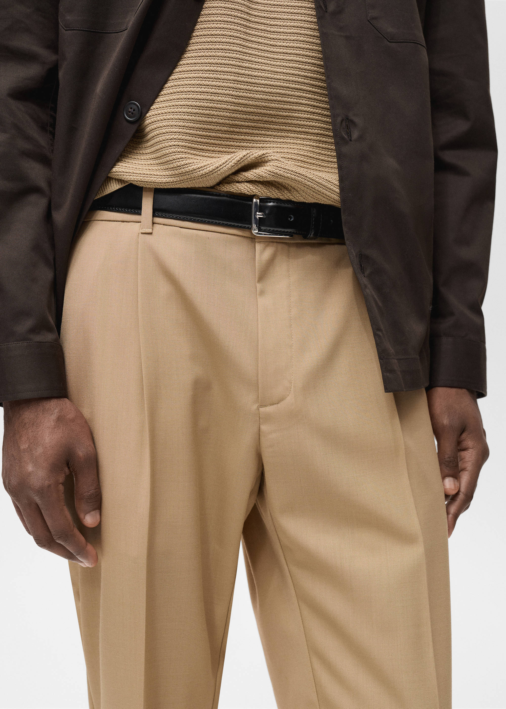 Slim-fit pleated cool wool pants - Details of the article 1