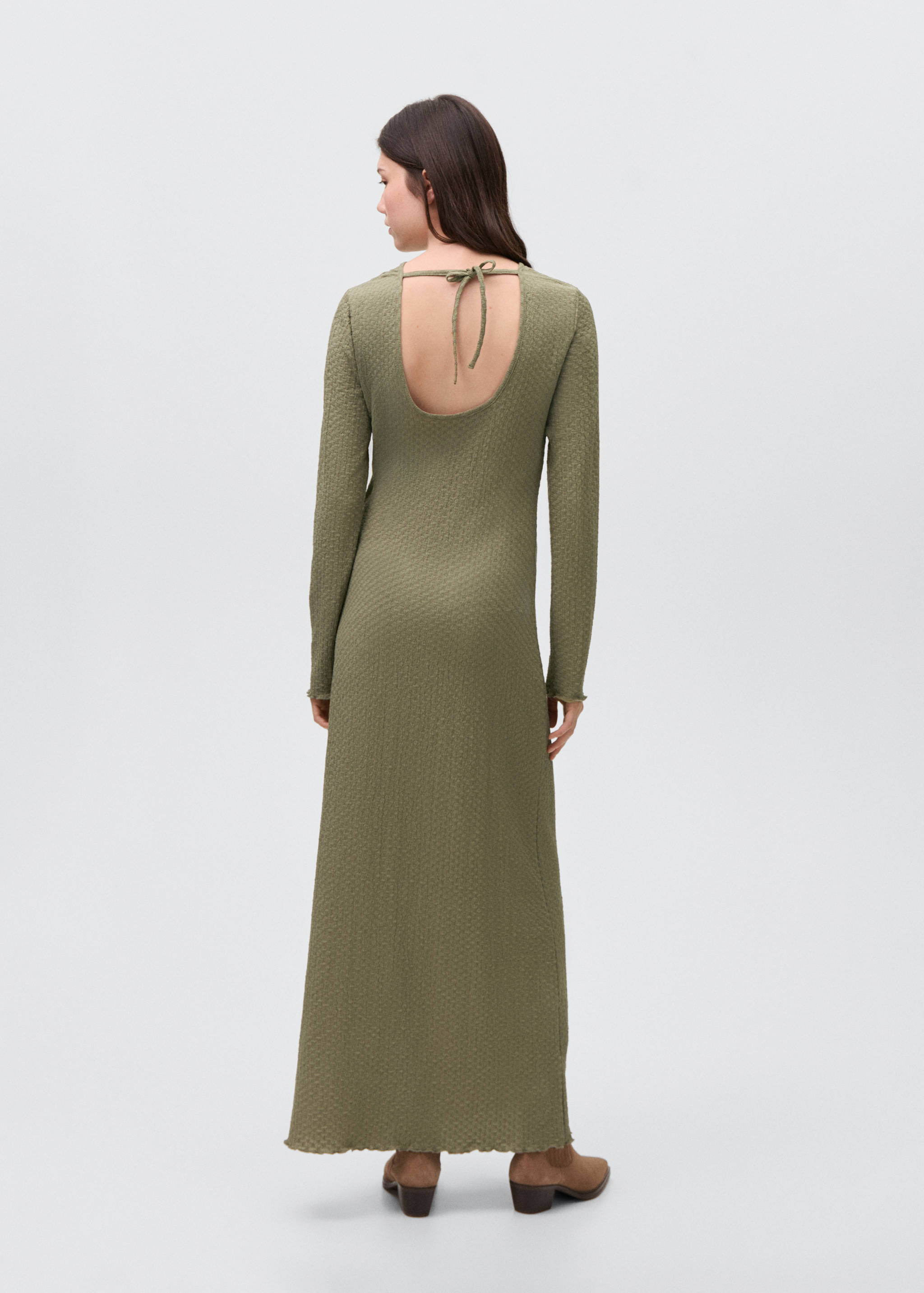 Long textured dress - Reverse of the article