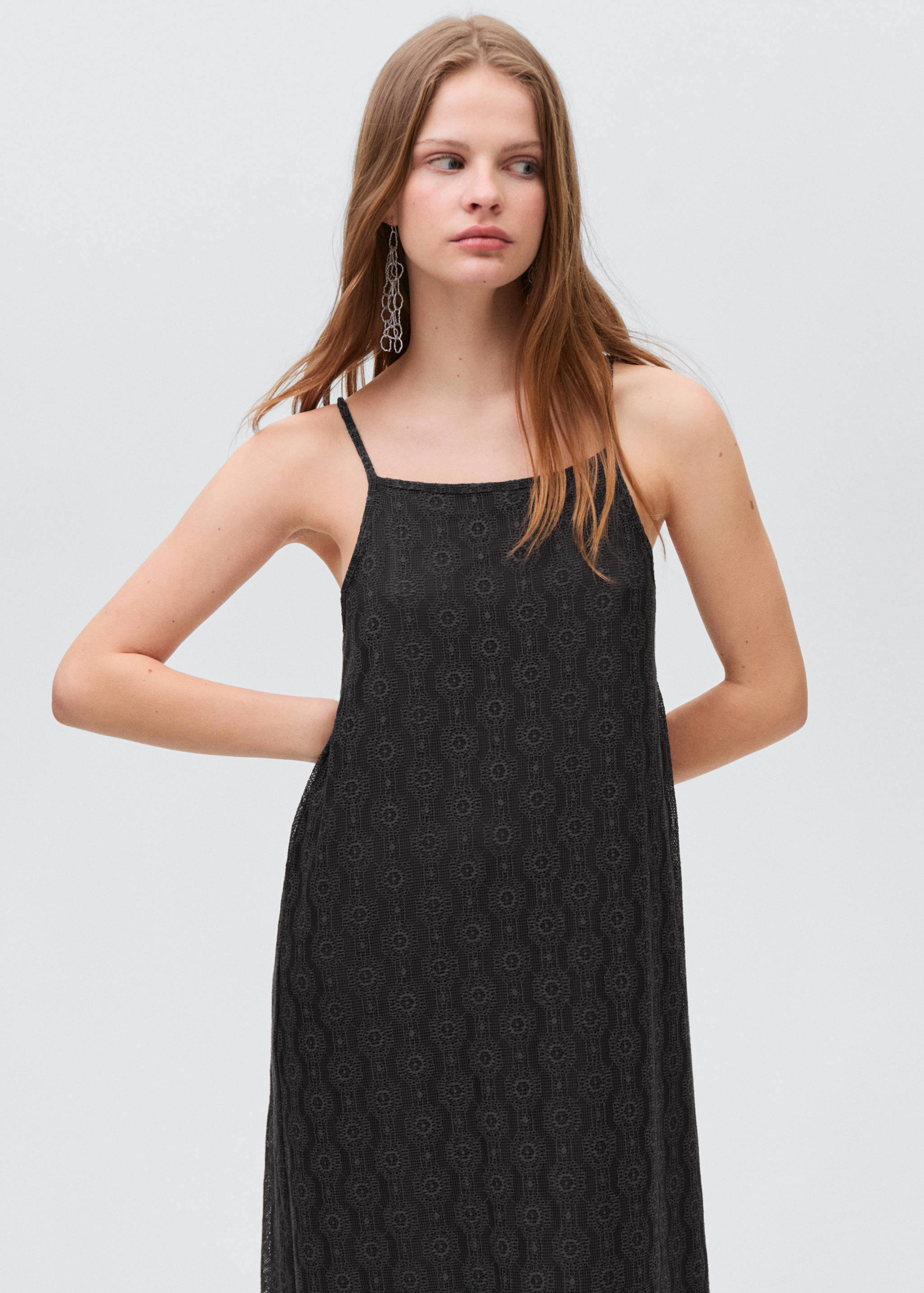 Vestido comprido renda - Plano médio