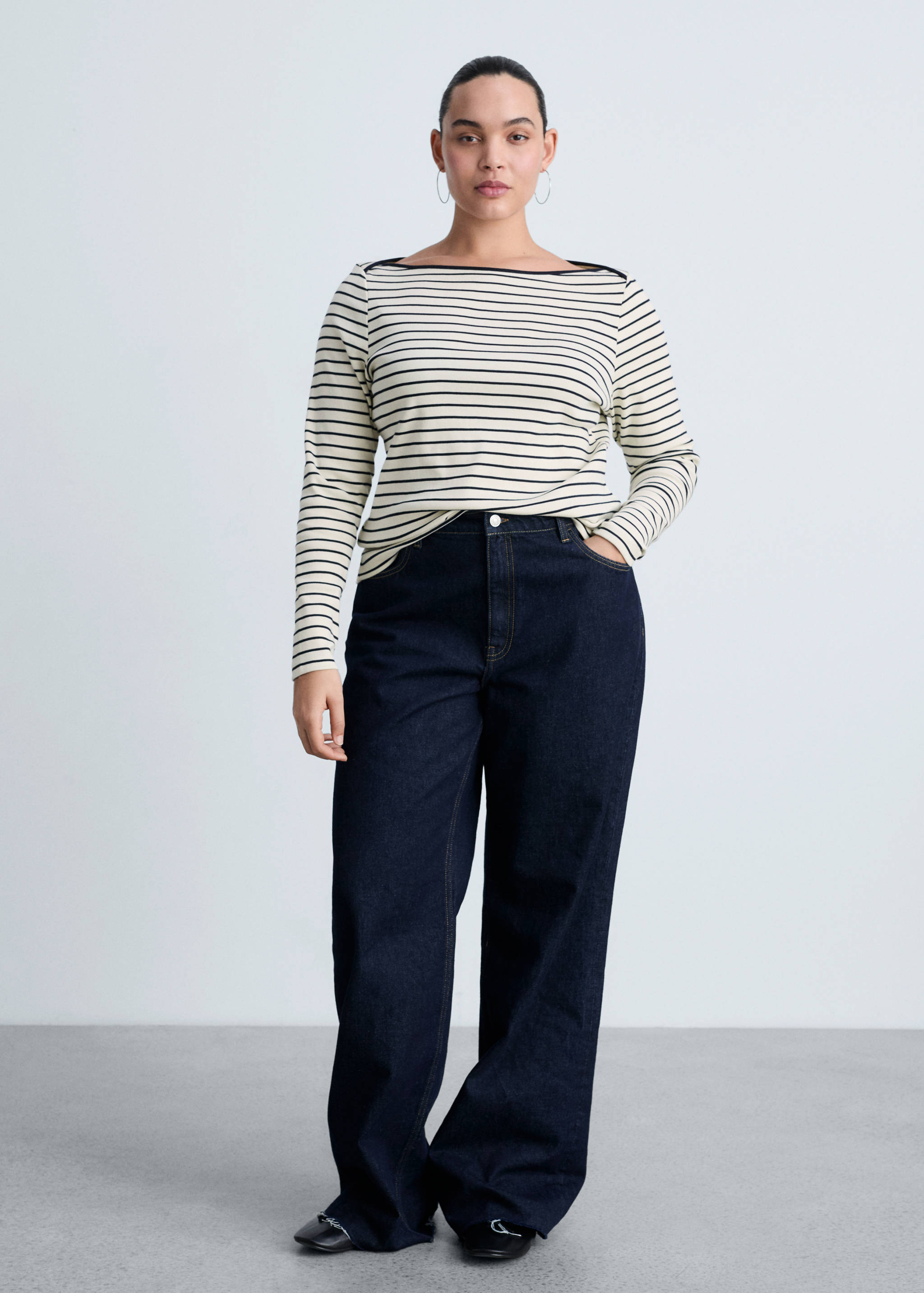 Striped boat-neck t-shirt - Details of the article 3