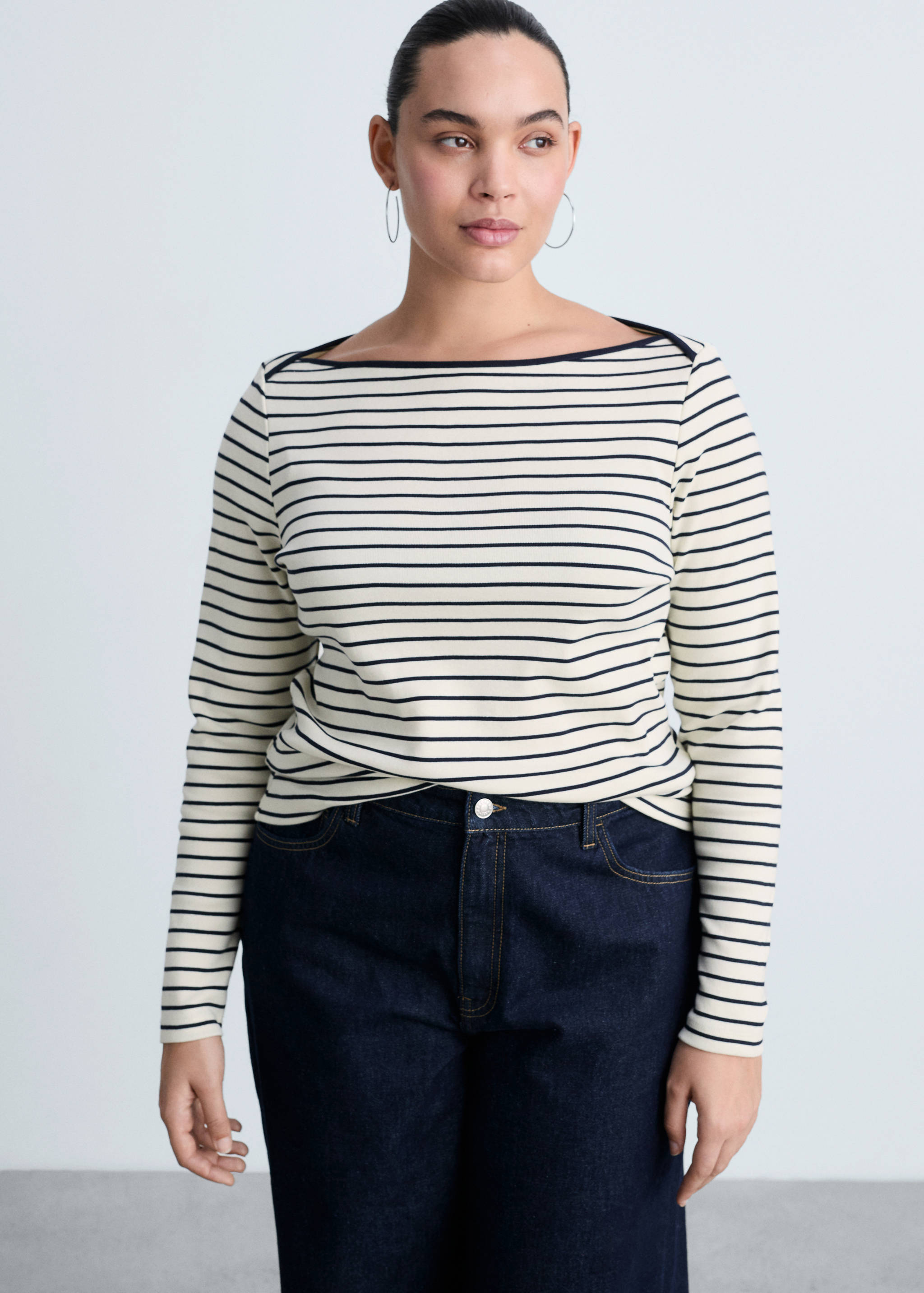 Striped boat-neck t-shirt - Details of the article 5