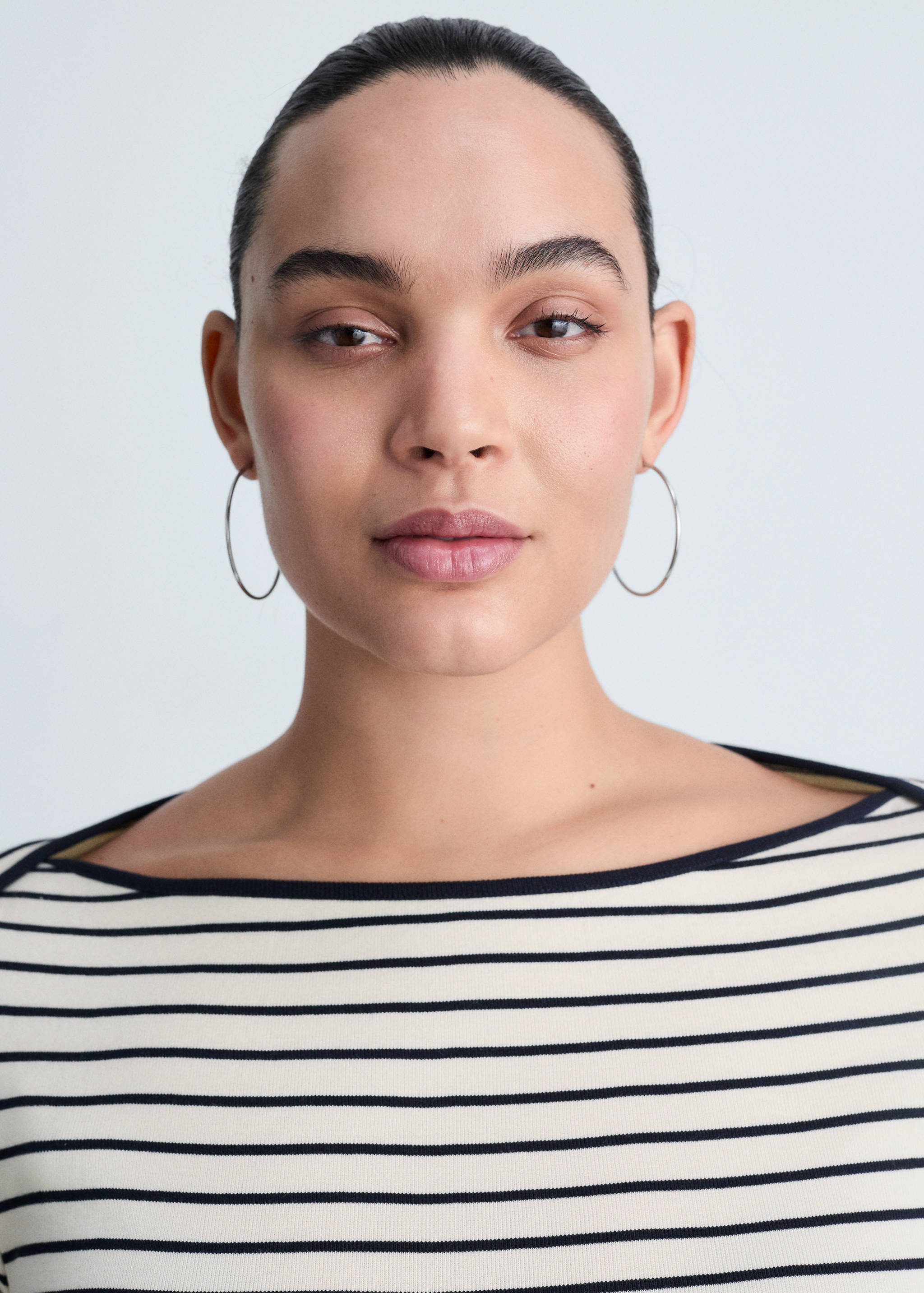 Striped boat-neck t-shirt - Details of the article 4