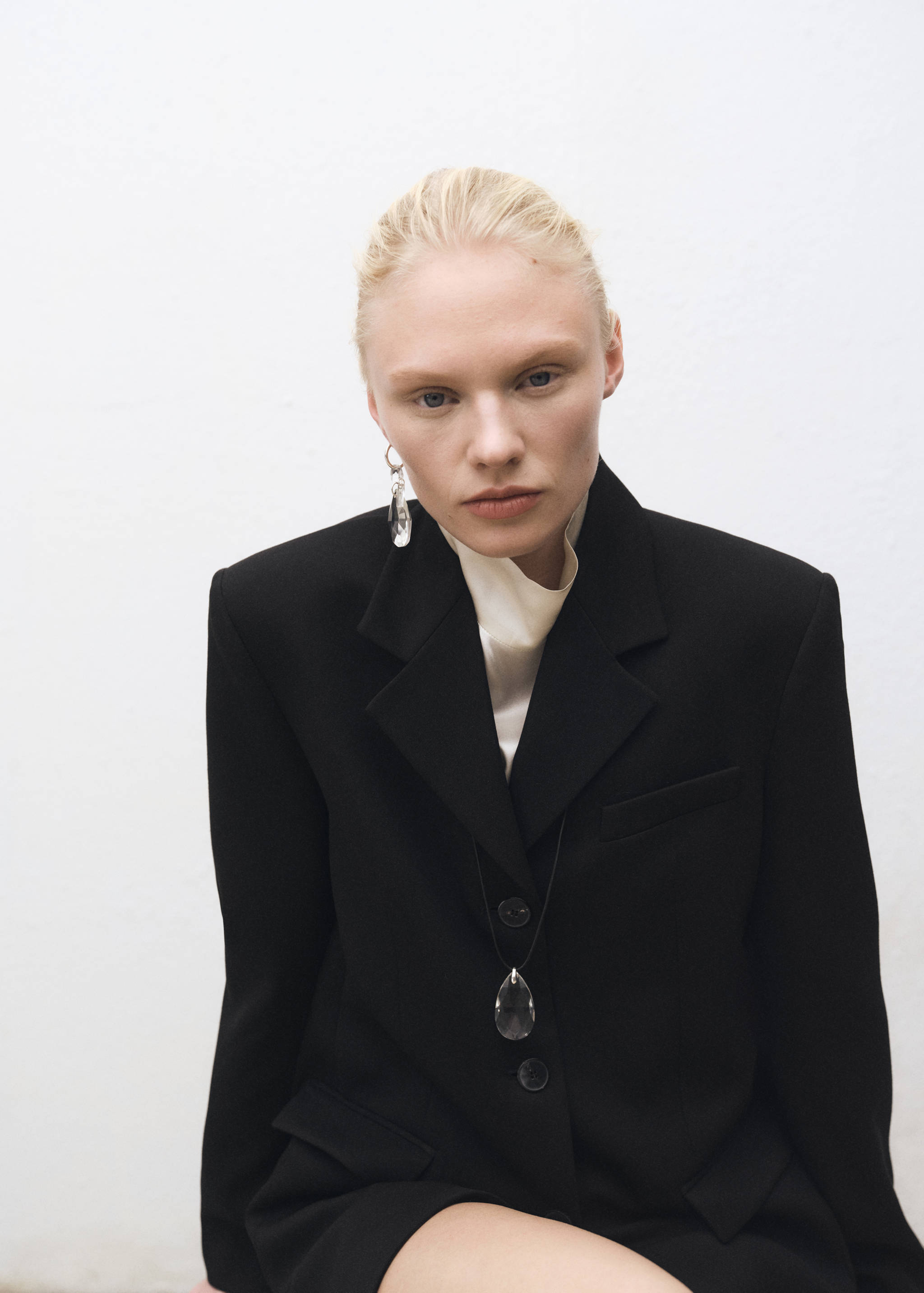 Blazer de fato reto com botões - Pormenor do artigo 2