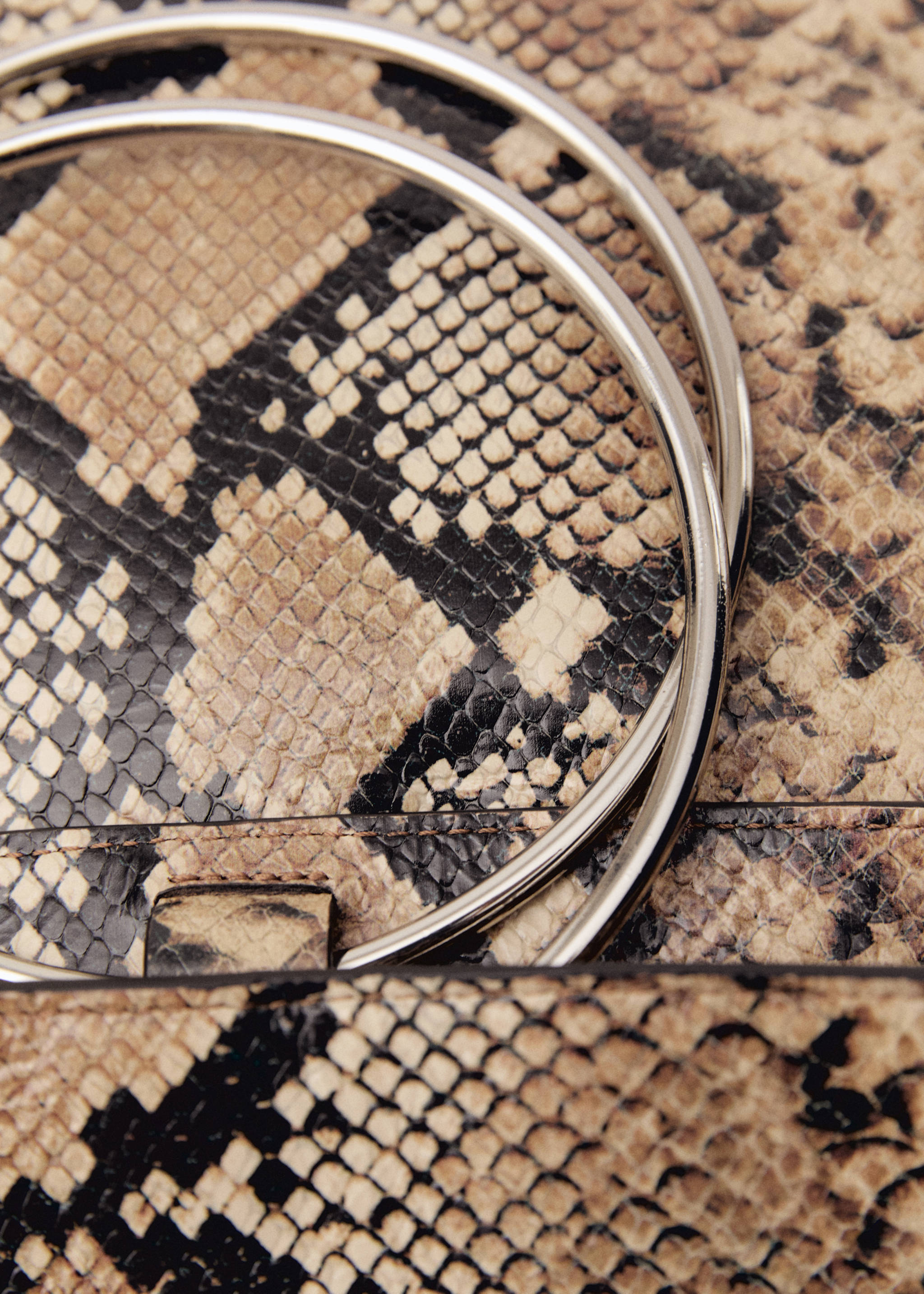 Animal-print leather bag with metal handle - Details of the article 2