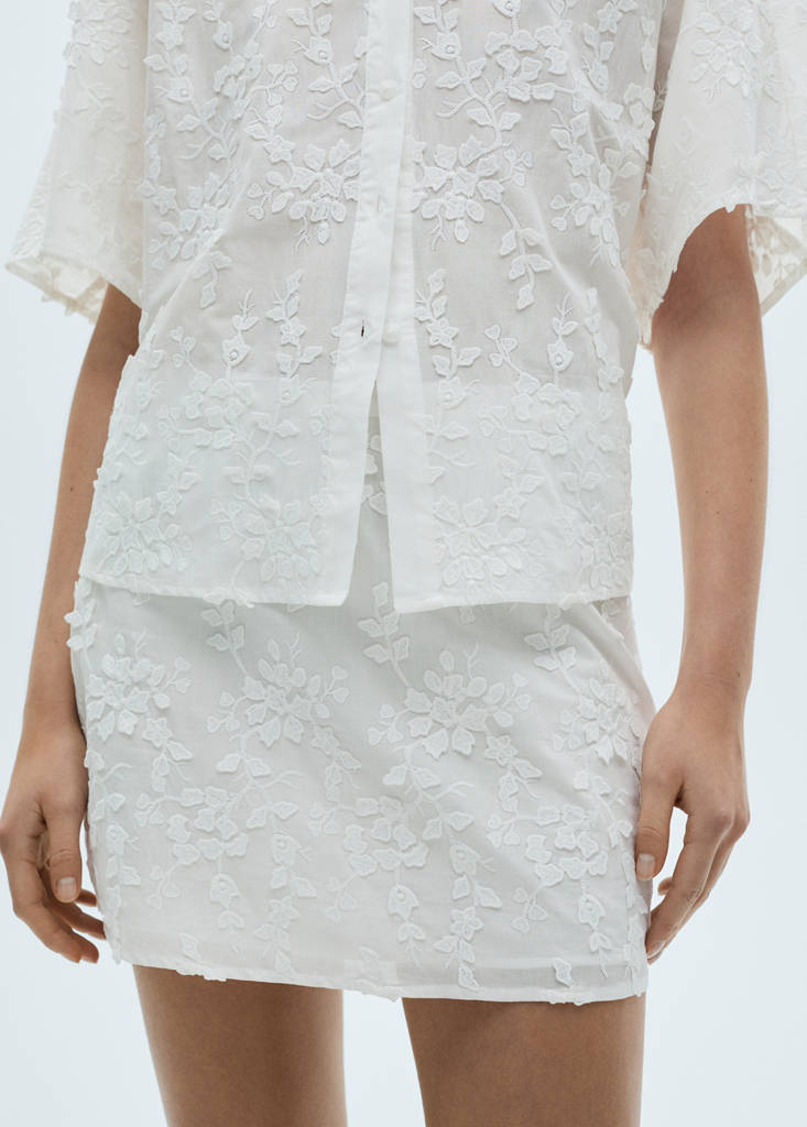 Floral-embroidered cotton skirt — White
