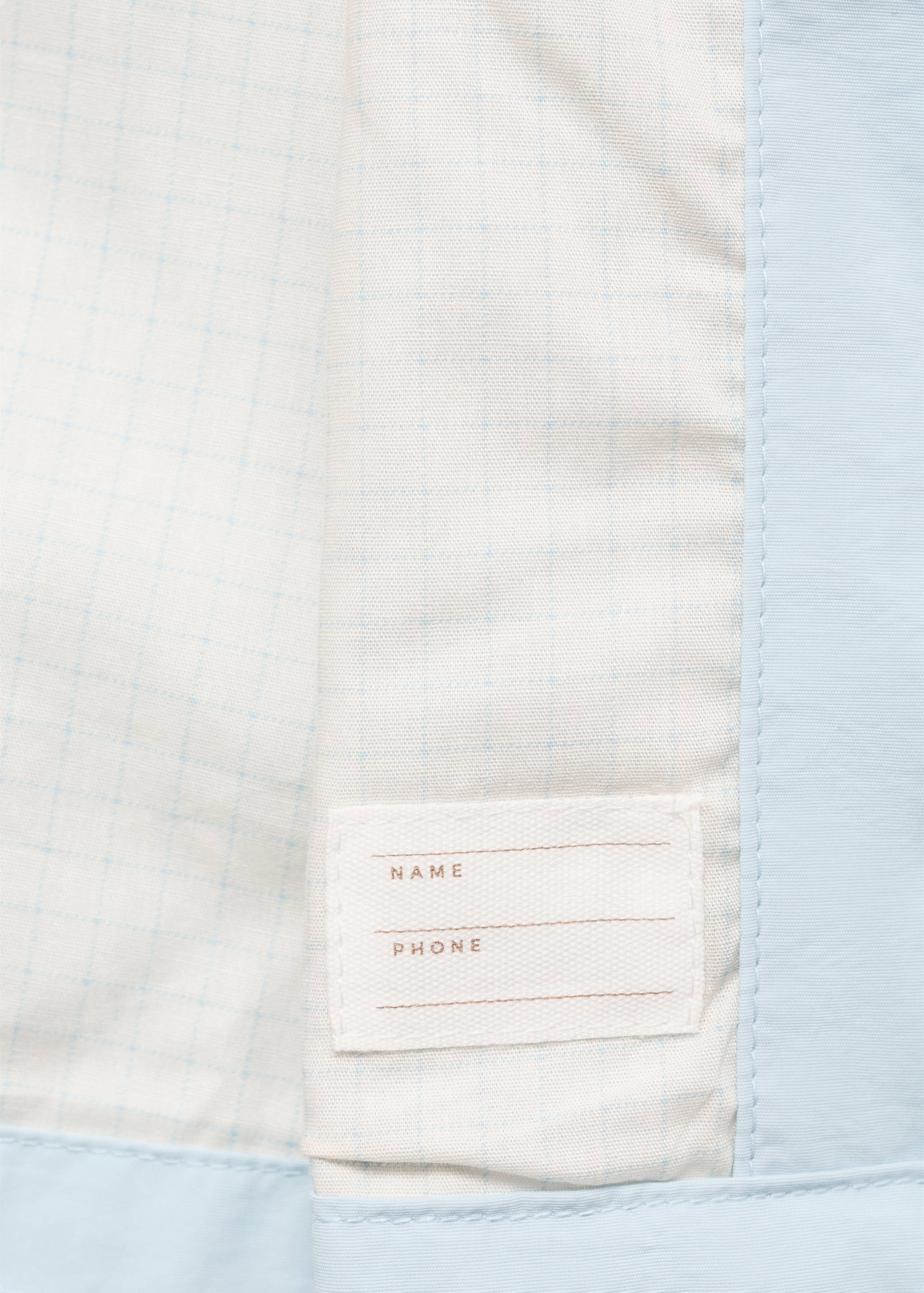 Veste imperméable à capuche - Détail de l'article 8