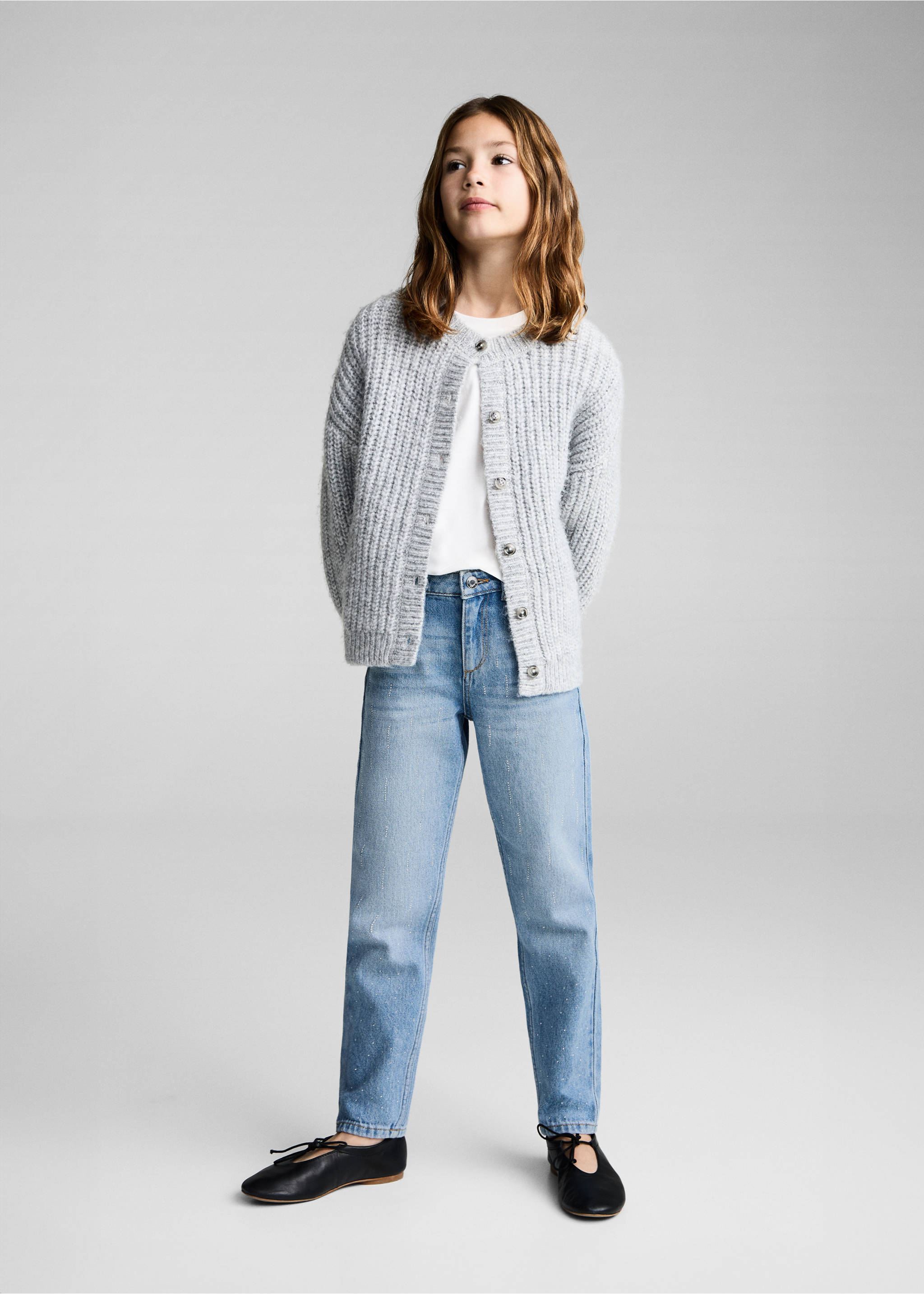 Jeans Mom-fit avec détails brillants - Plan général, Bleu moyen. Ref: 87094795-00.