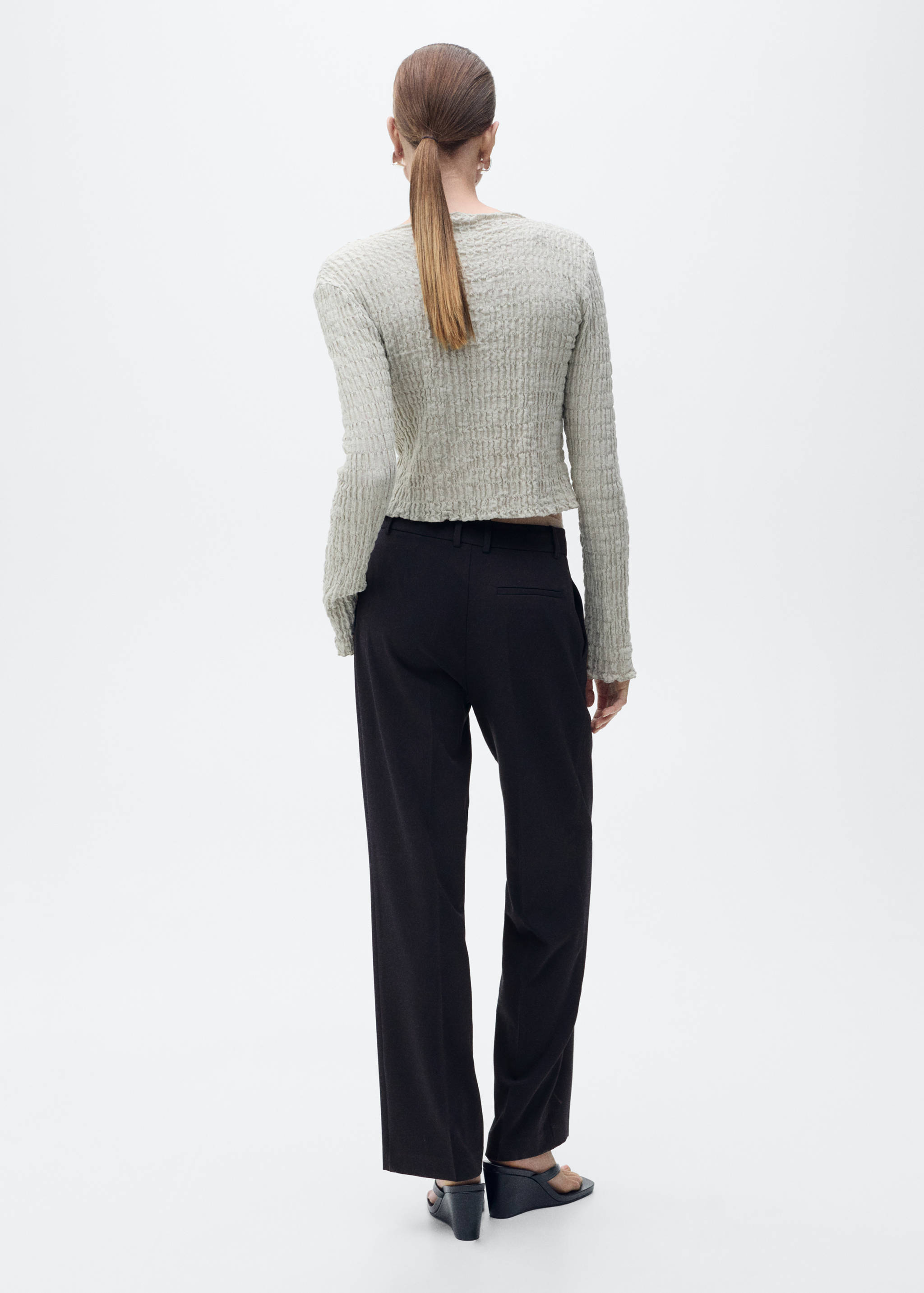 Straight-fit pleated trousers - Reverse of the article