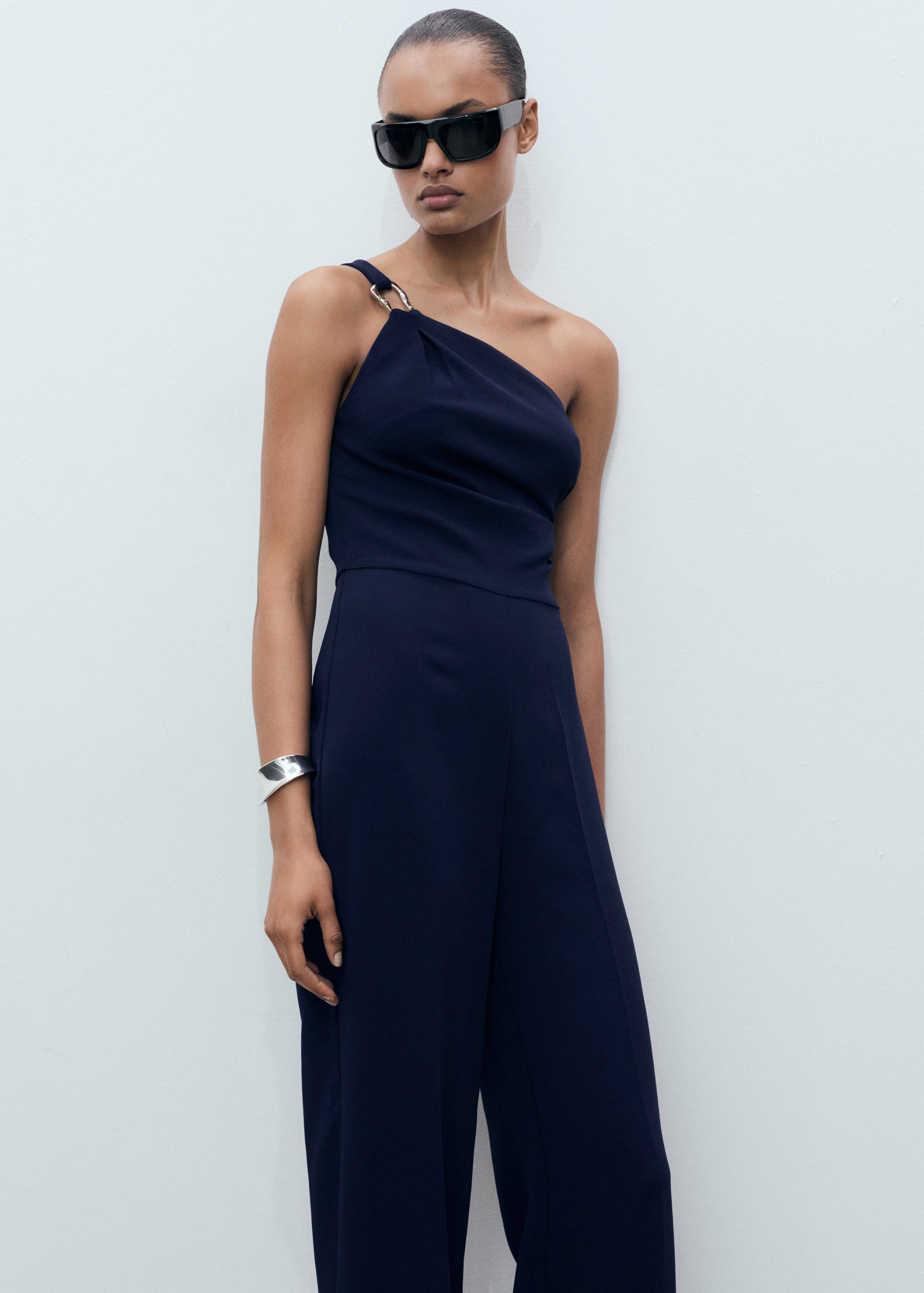 Asymmetrical jumpsuit with metallic detail - Medium plane
