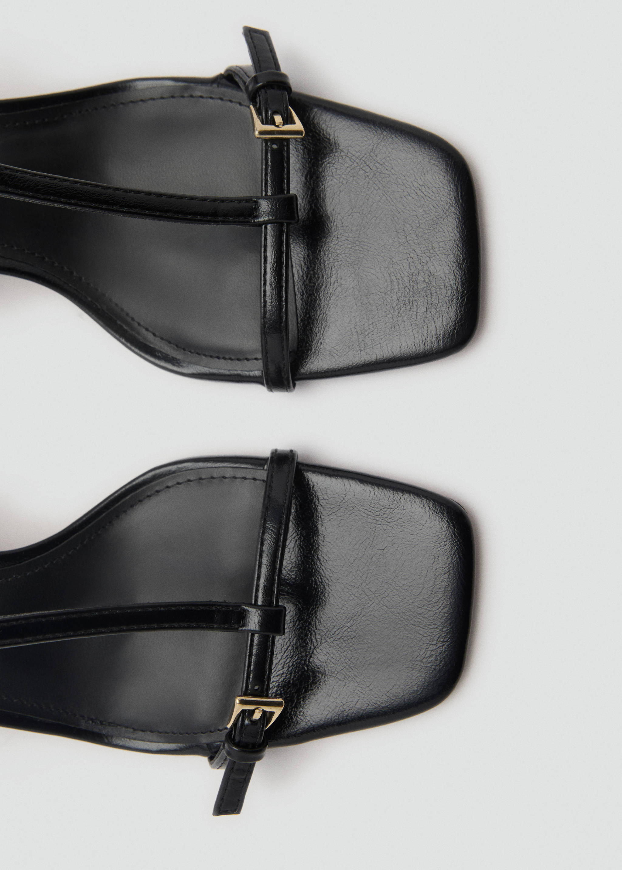 High-heeled sandals with buckle straps - Details of the article 2