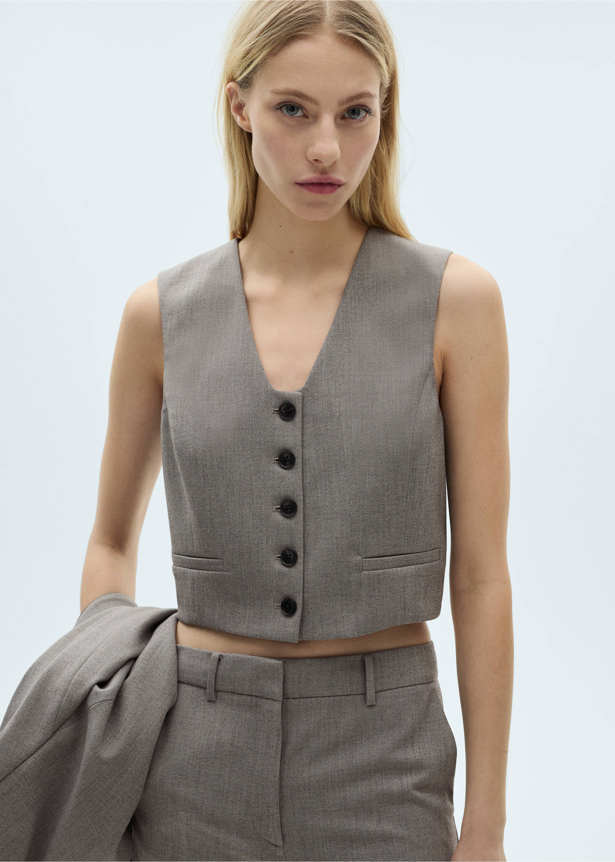 Cropped suit vest - Medium plane, Grey. Ref: 87095139-00.