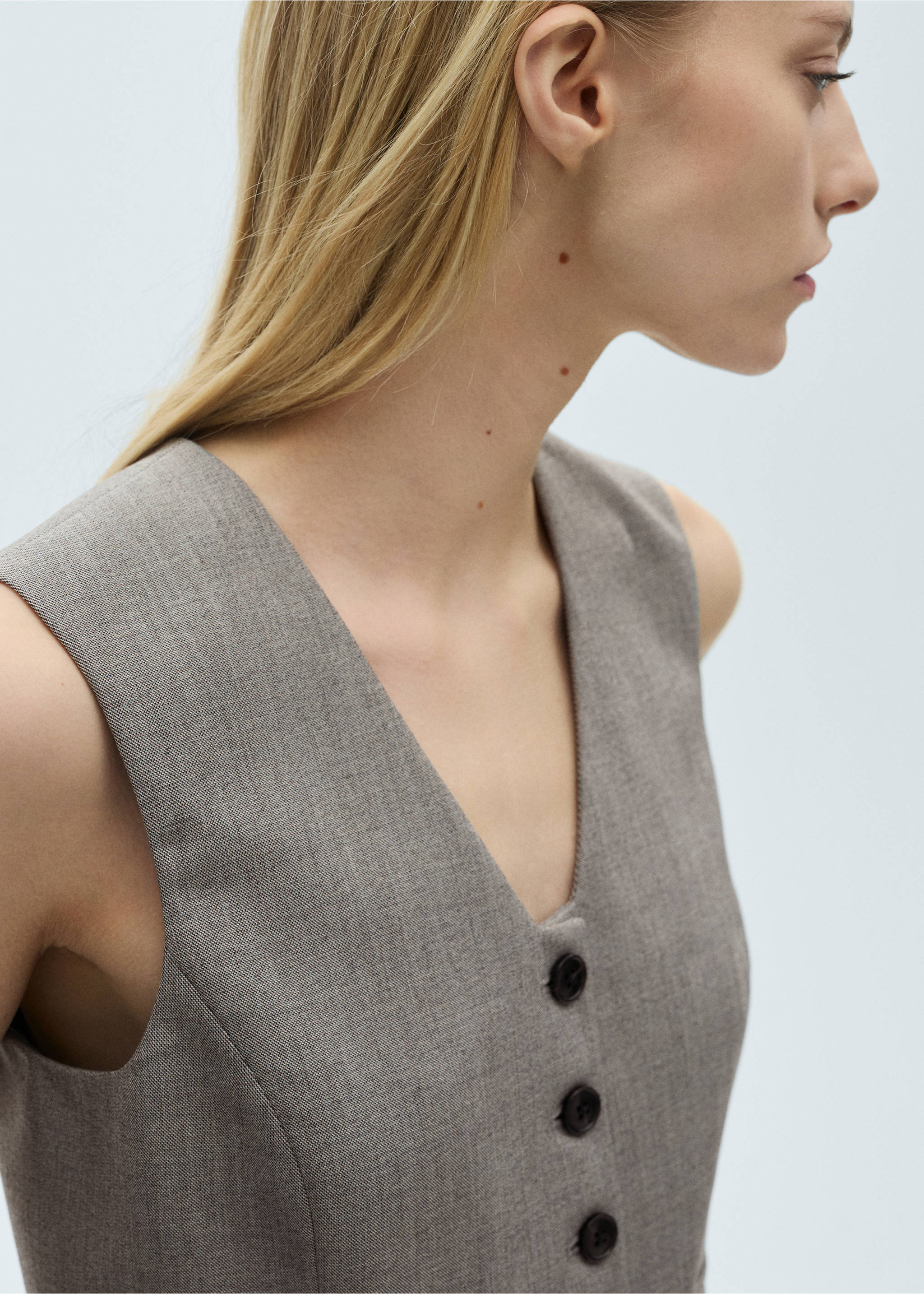 Cropped suit vest - Details of the article 1, Grey. Ref: 87095139-00.
