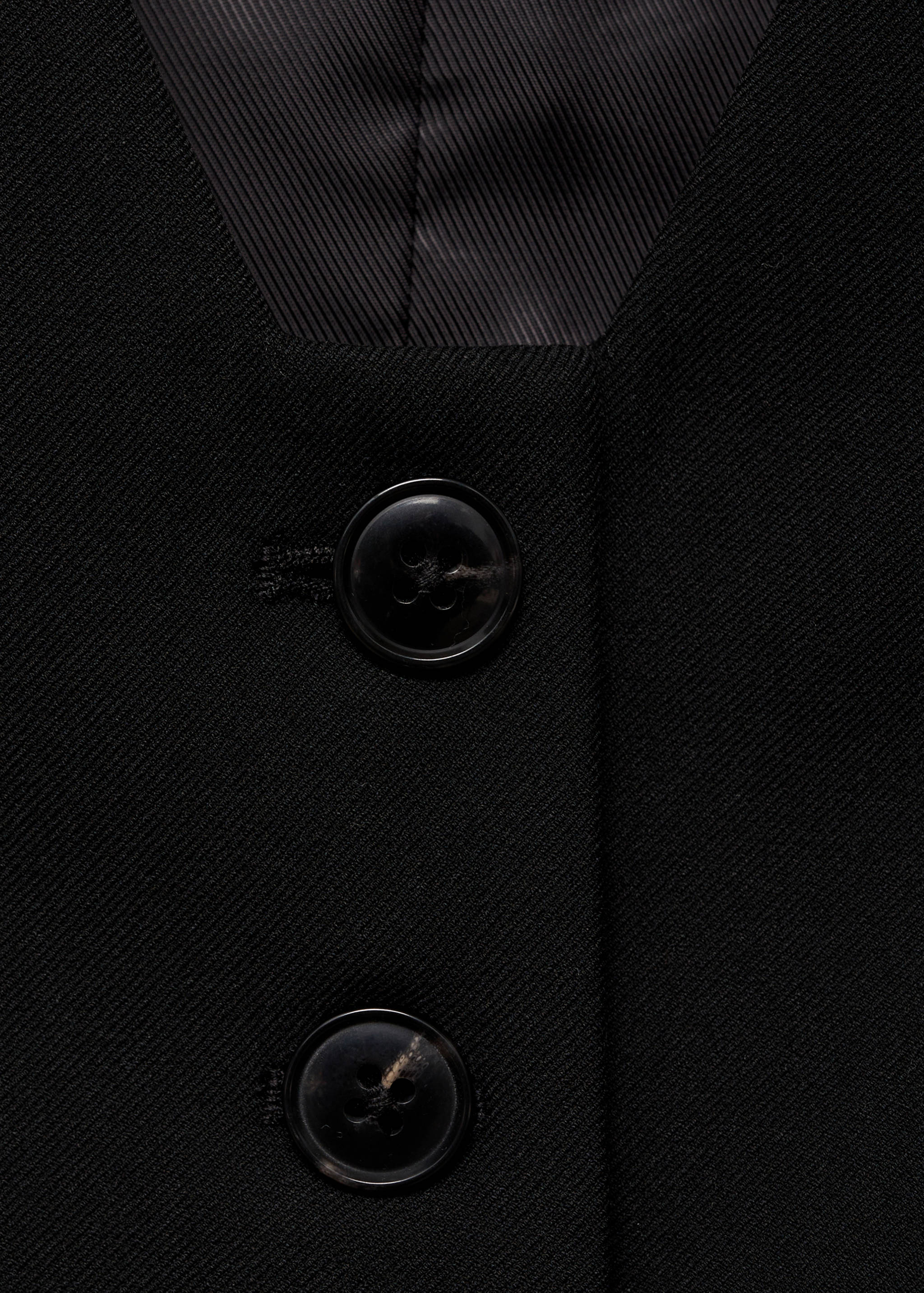 Cropped suit waistcoat - Details of the article 8