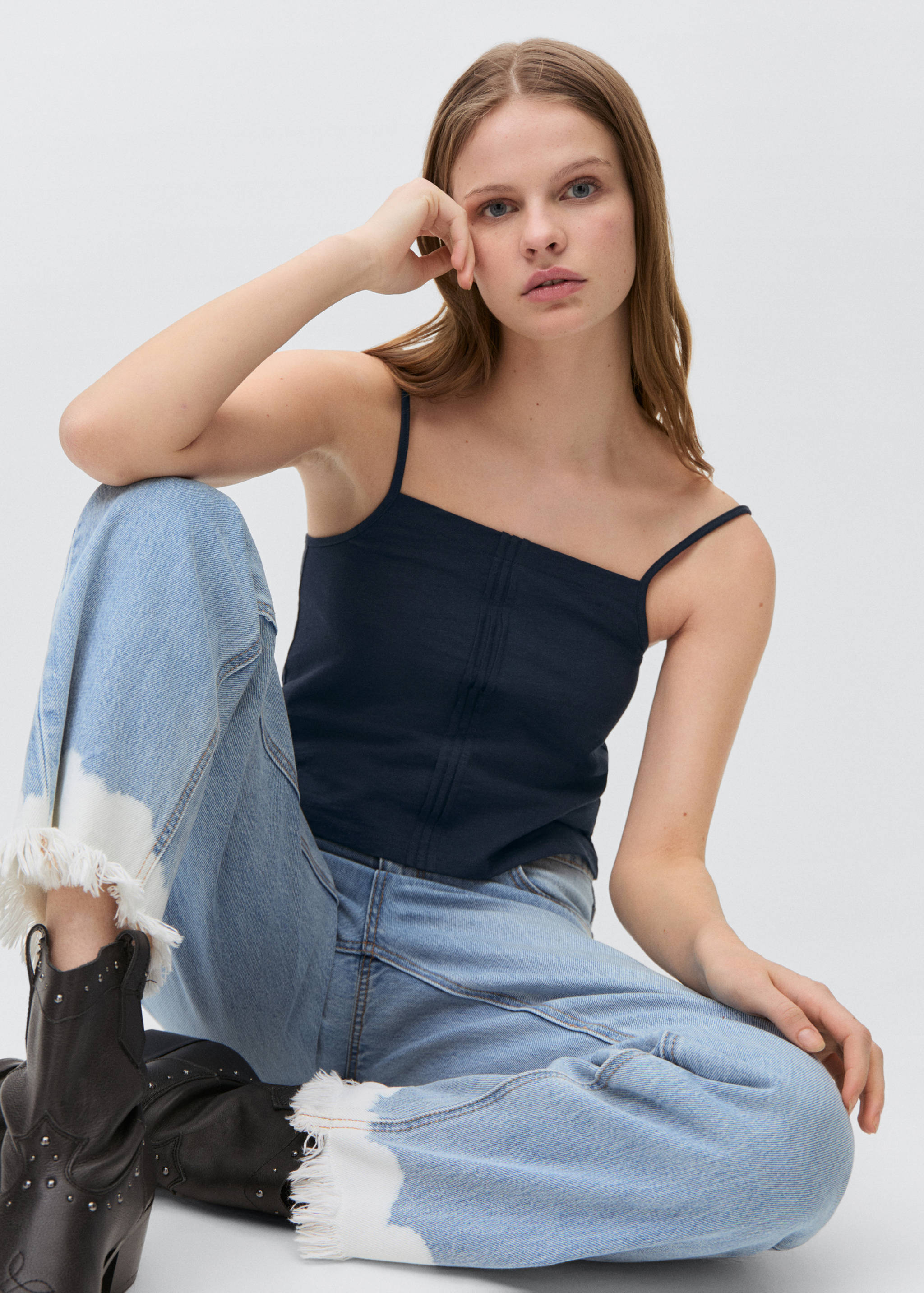 Pleat detailed top - Details of the article 2