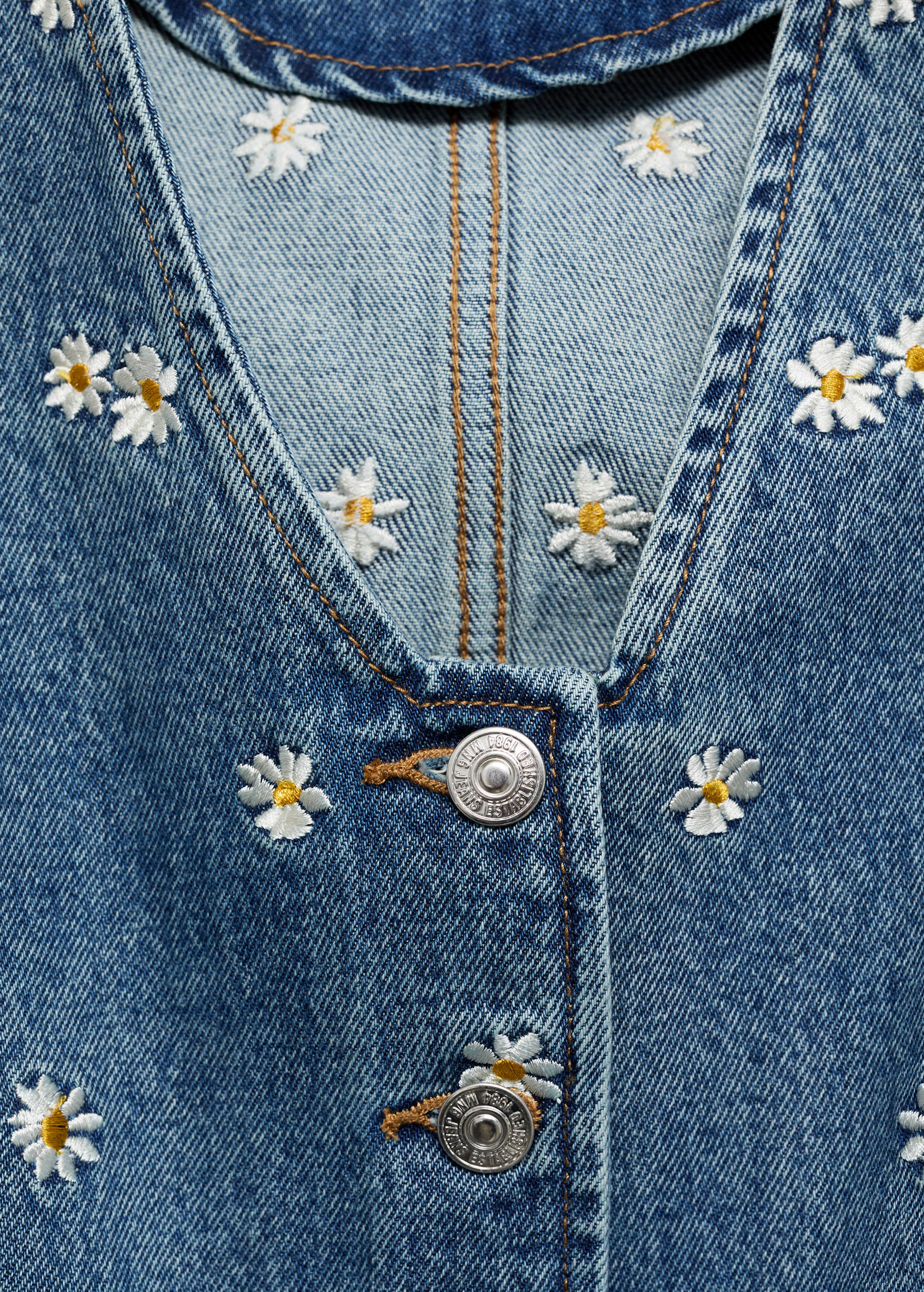 Flower-embroidered cropped waistcoat - Details of the article 8