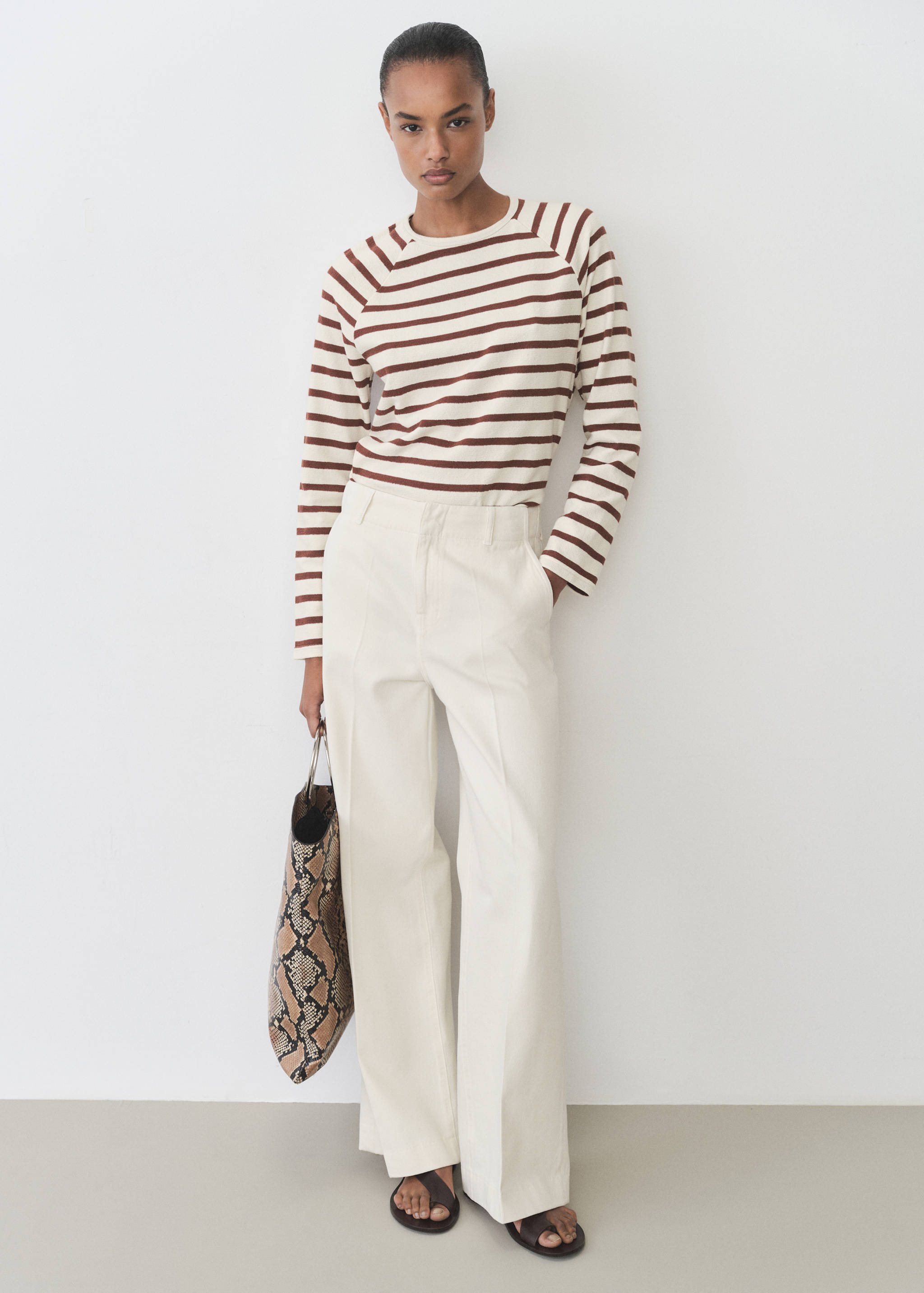 Rundhals-Sweatshirt - Allgemeine Ansicht