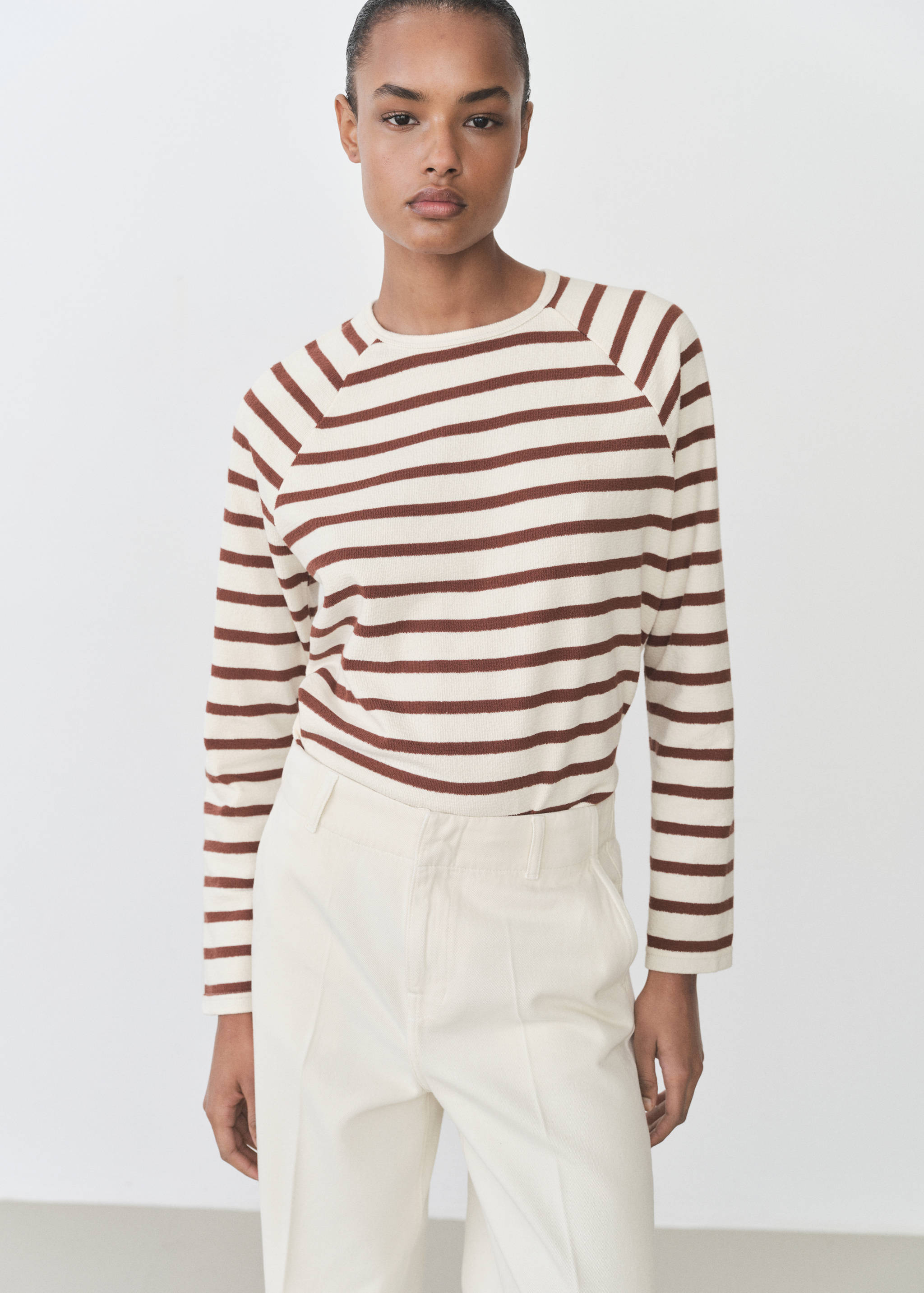 Rundhals-Sweatshirt - Mittlere Ansicht