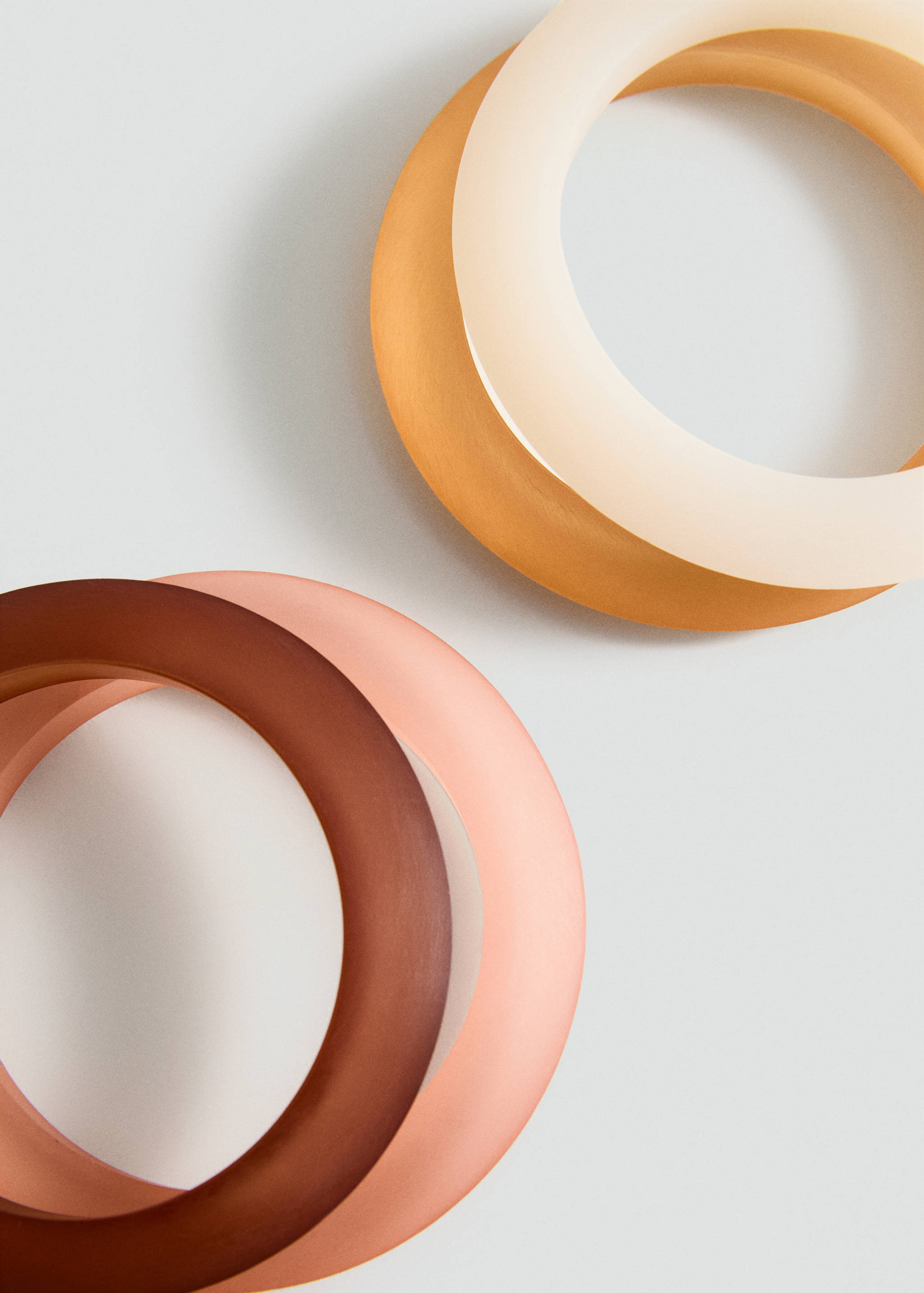 Set gecombineerde armbanden van hars - Detail van het artikel 1