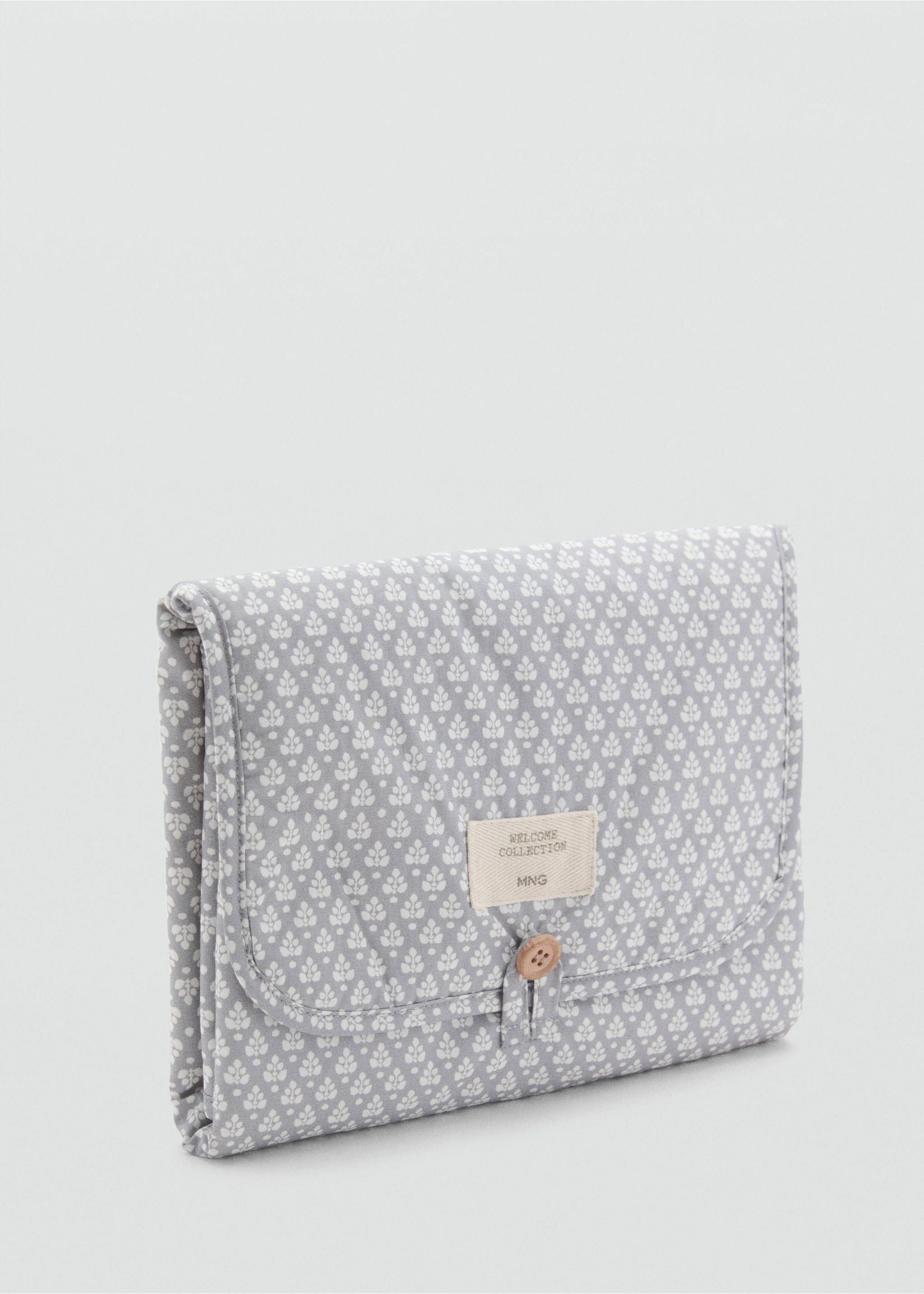 Cambiador de viaje estampado - Plano medio, Gris. Ref: 87095982-00.