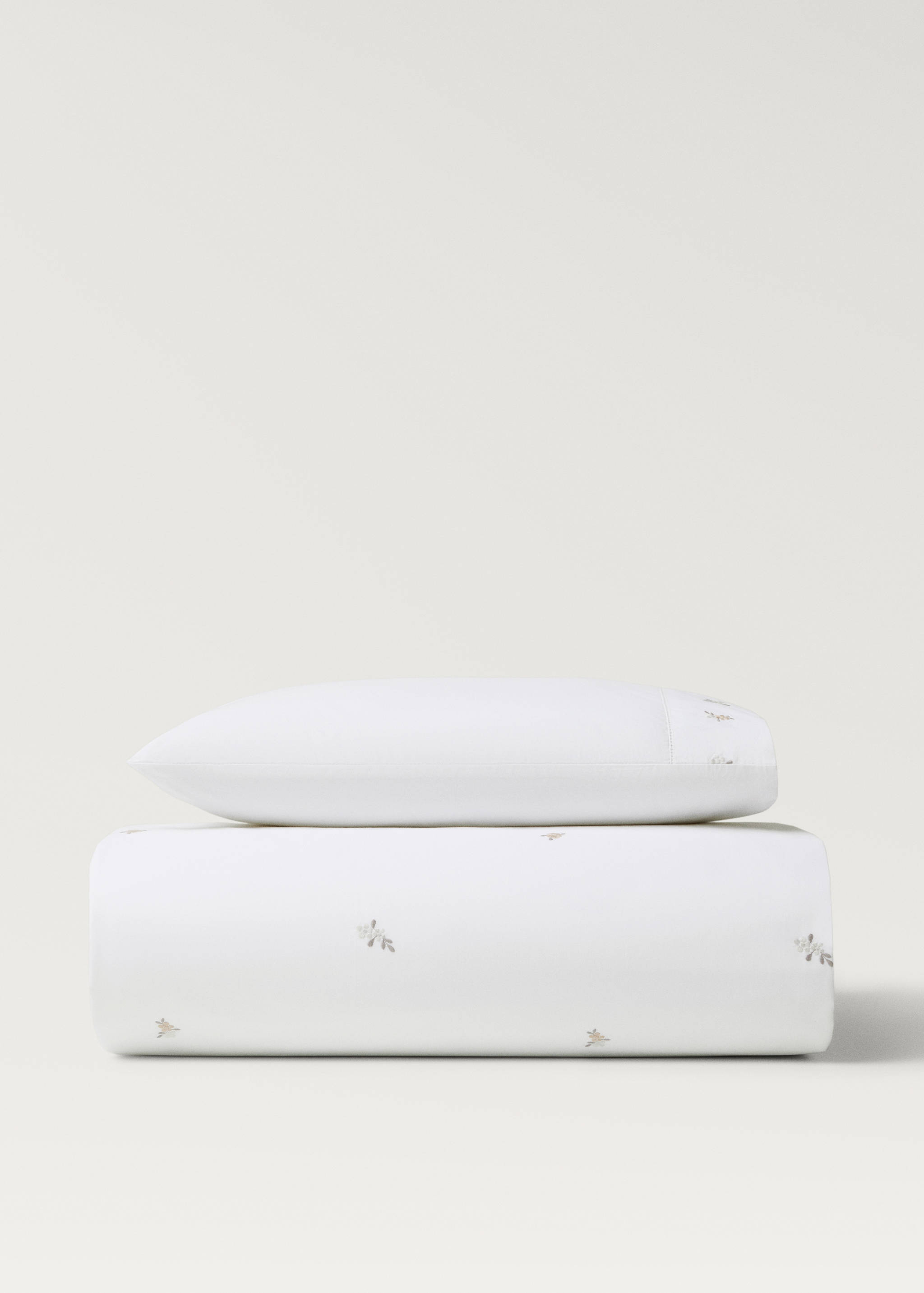 Ensemble drap plat et taie d’oreiller mini berceau fleur brodée - Article sans modèle