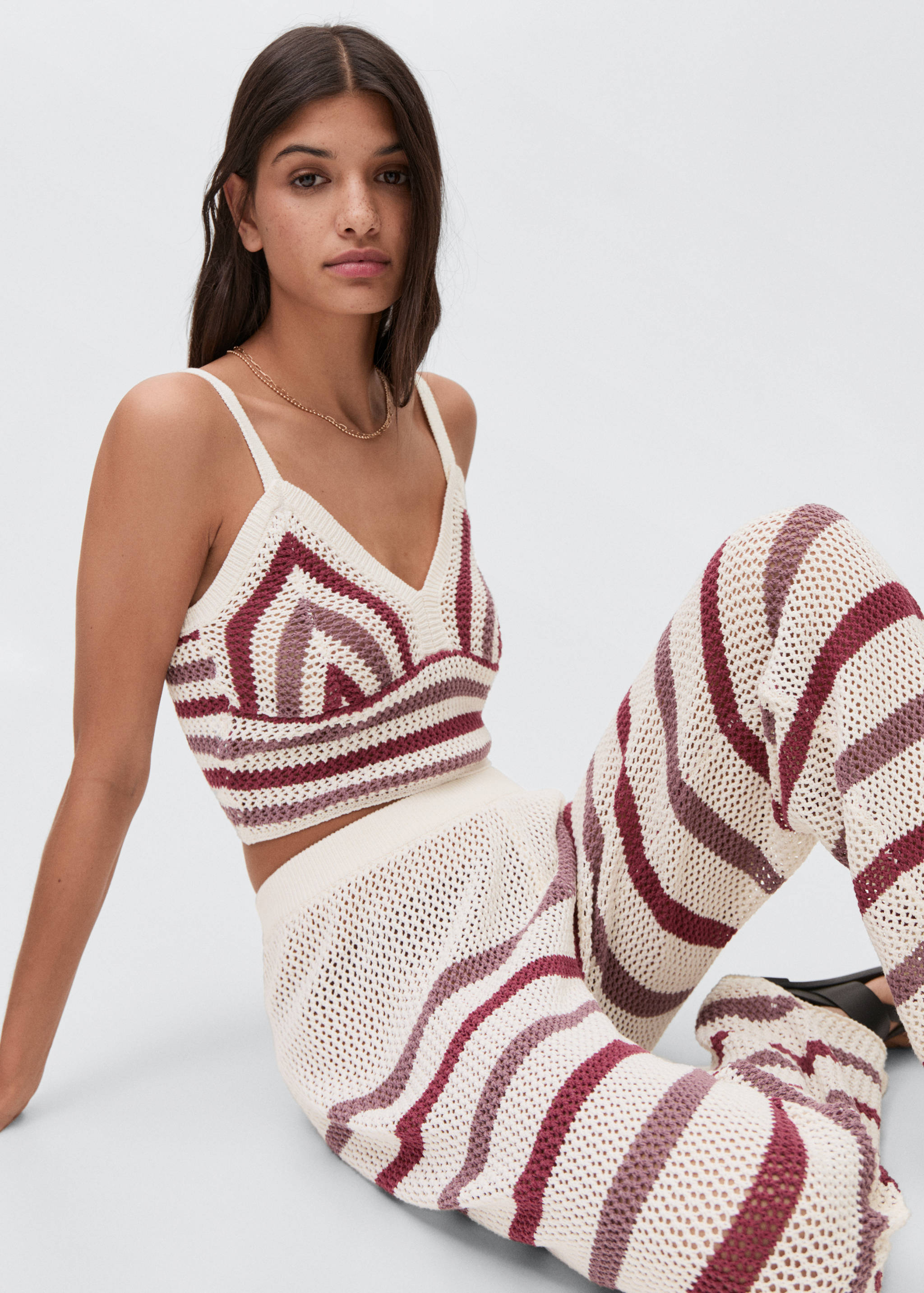 Crochet knitted top - Details of the article 2