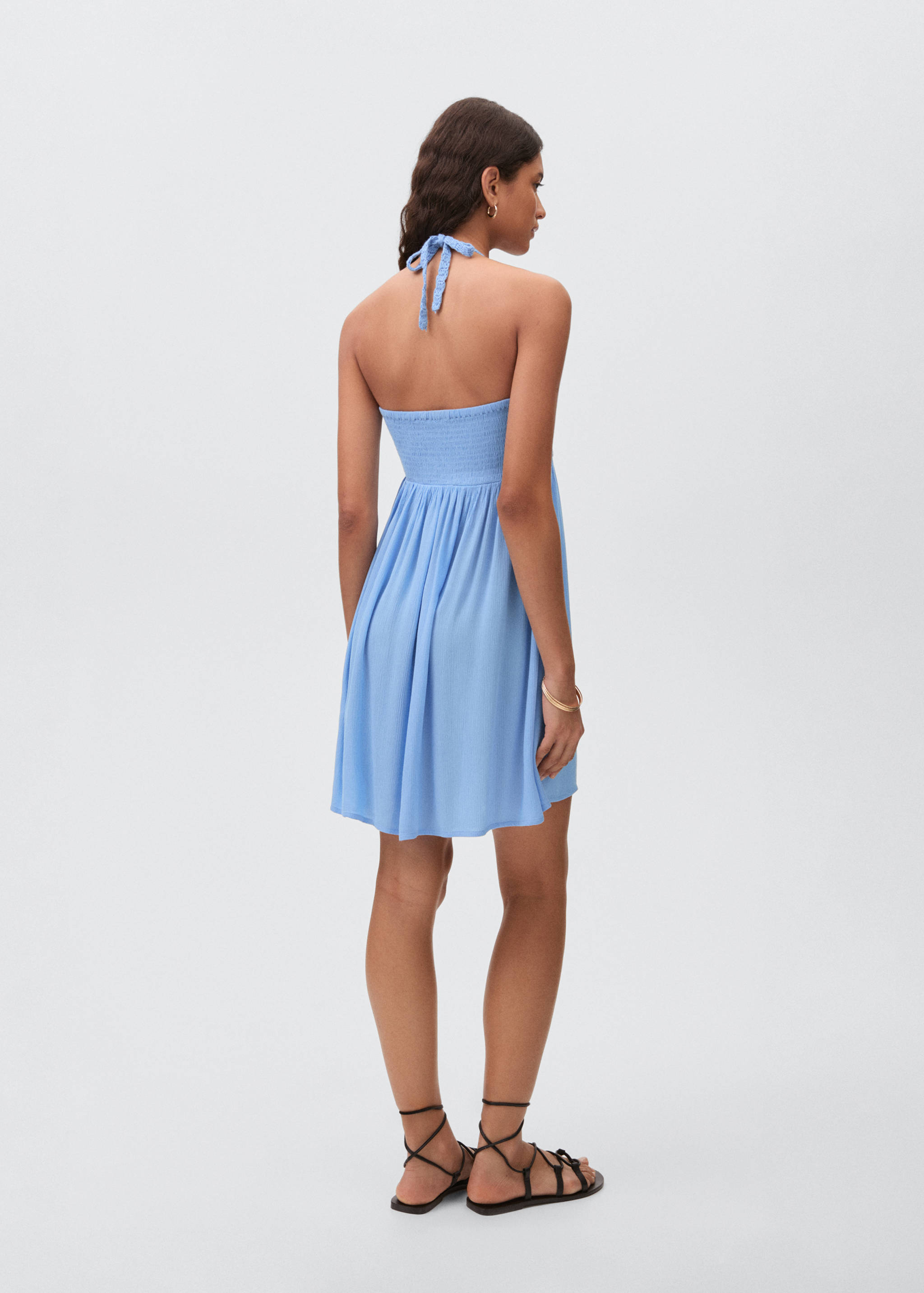 Crochet short dress - Reverse of the article