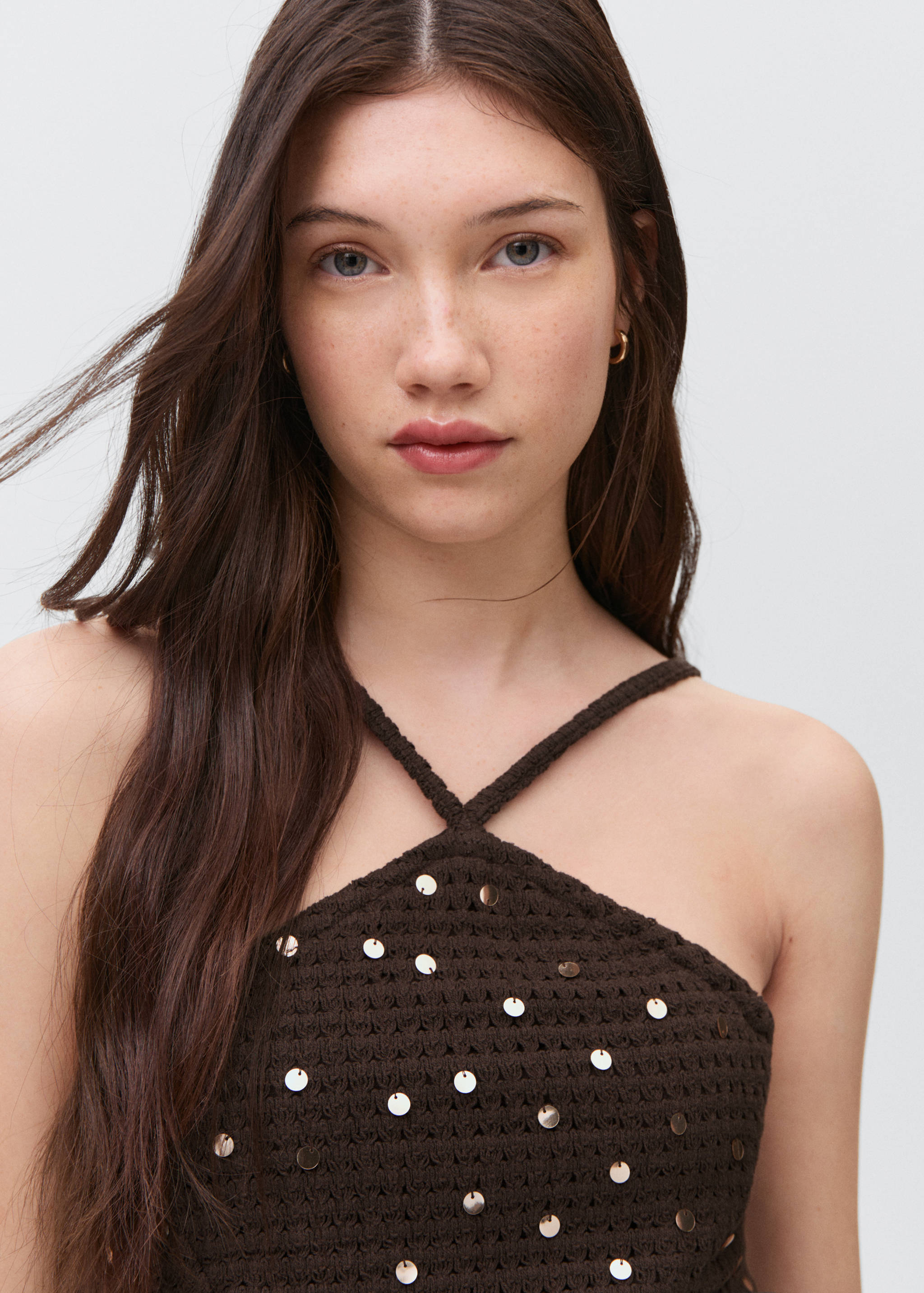 Vestido de croché com lantejoulas - Pormenor do artigo 1