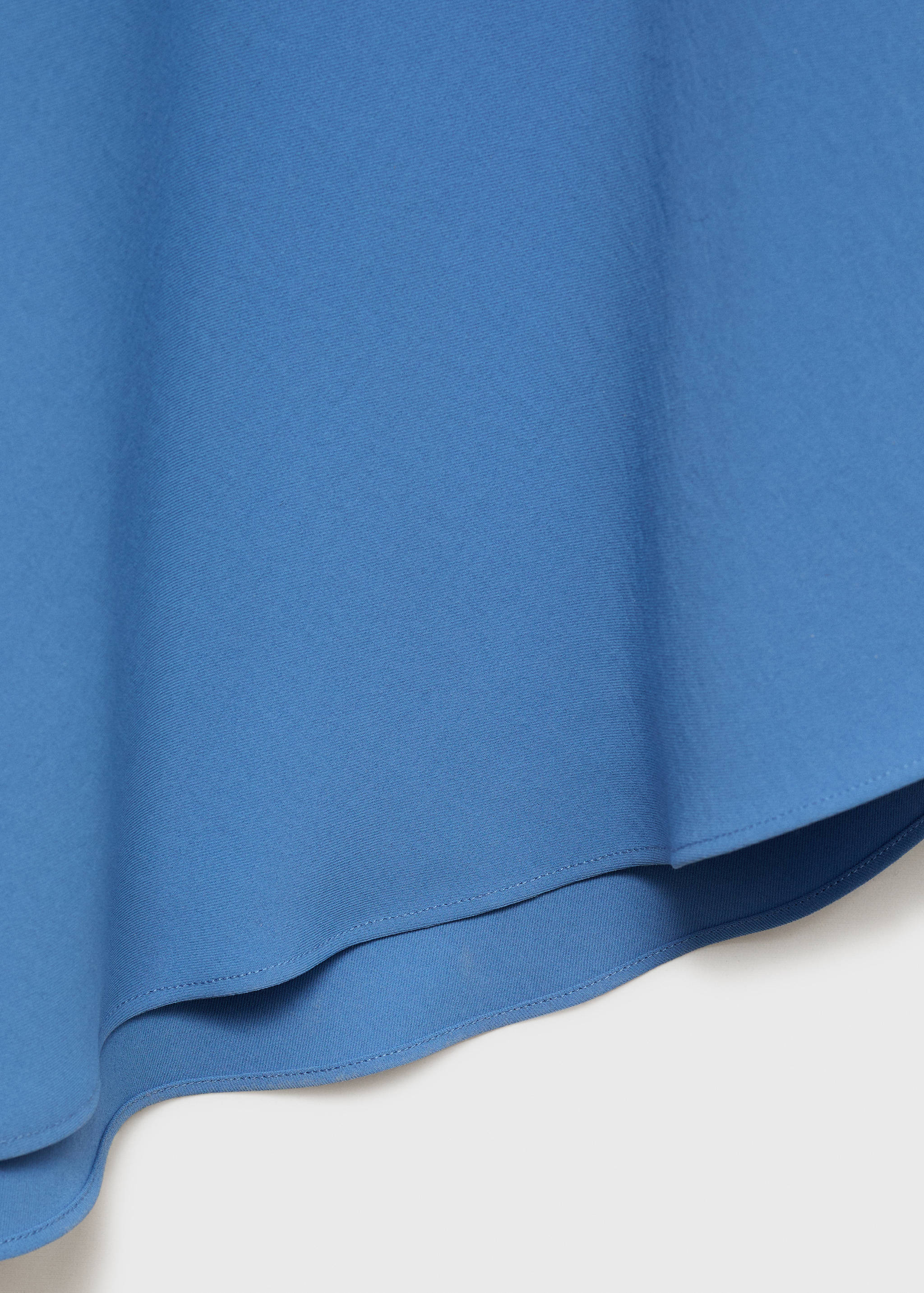 Μίντι φόρεμα με ασύμμετρη λαιμόκοψη - Λεπτομέρεια του προϊόντος 0