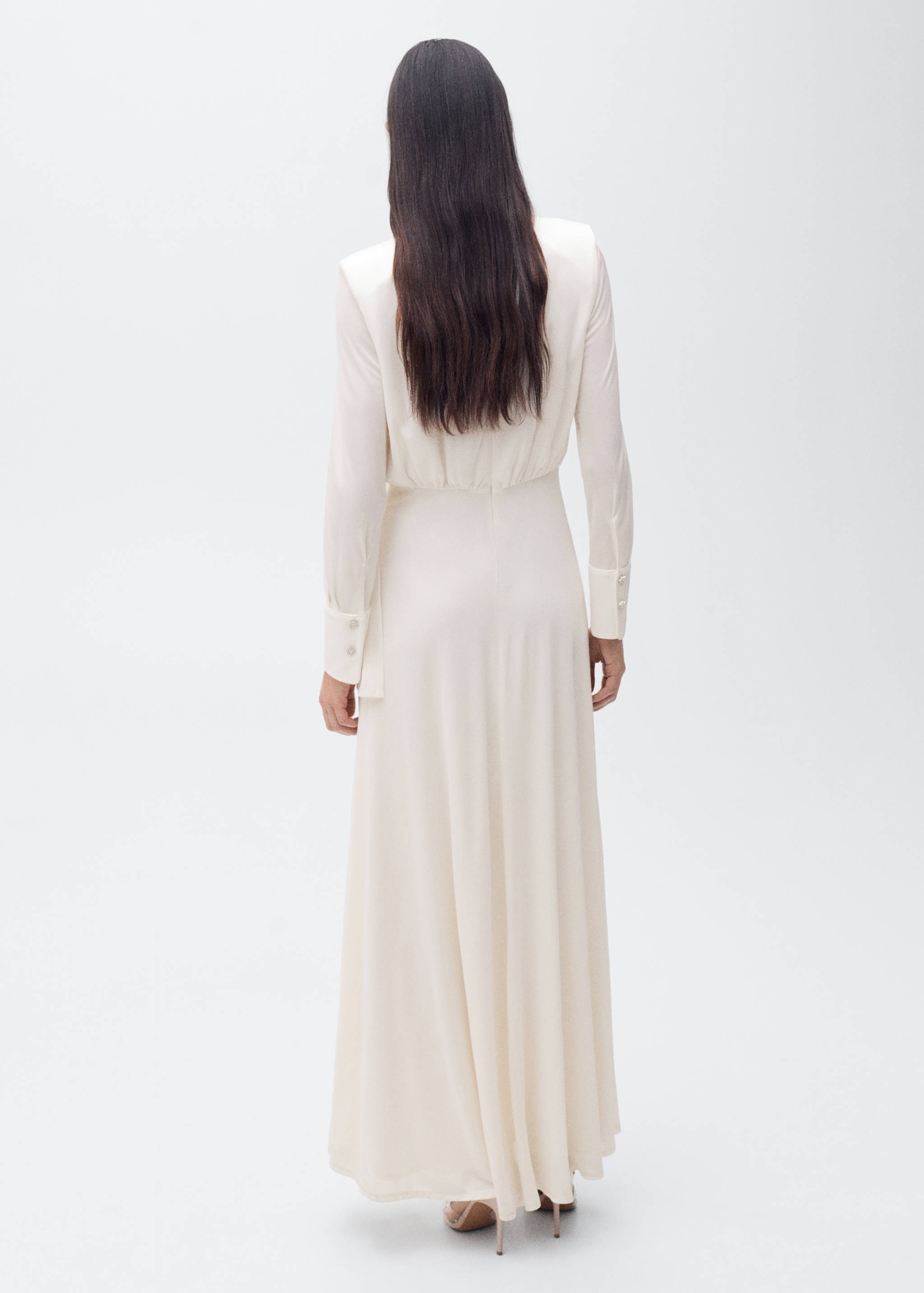 Satijnen jurk met rucheskraag - Achterkant van het artikel