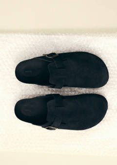 Suede leather clogs — Black 2
