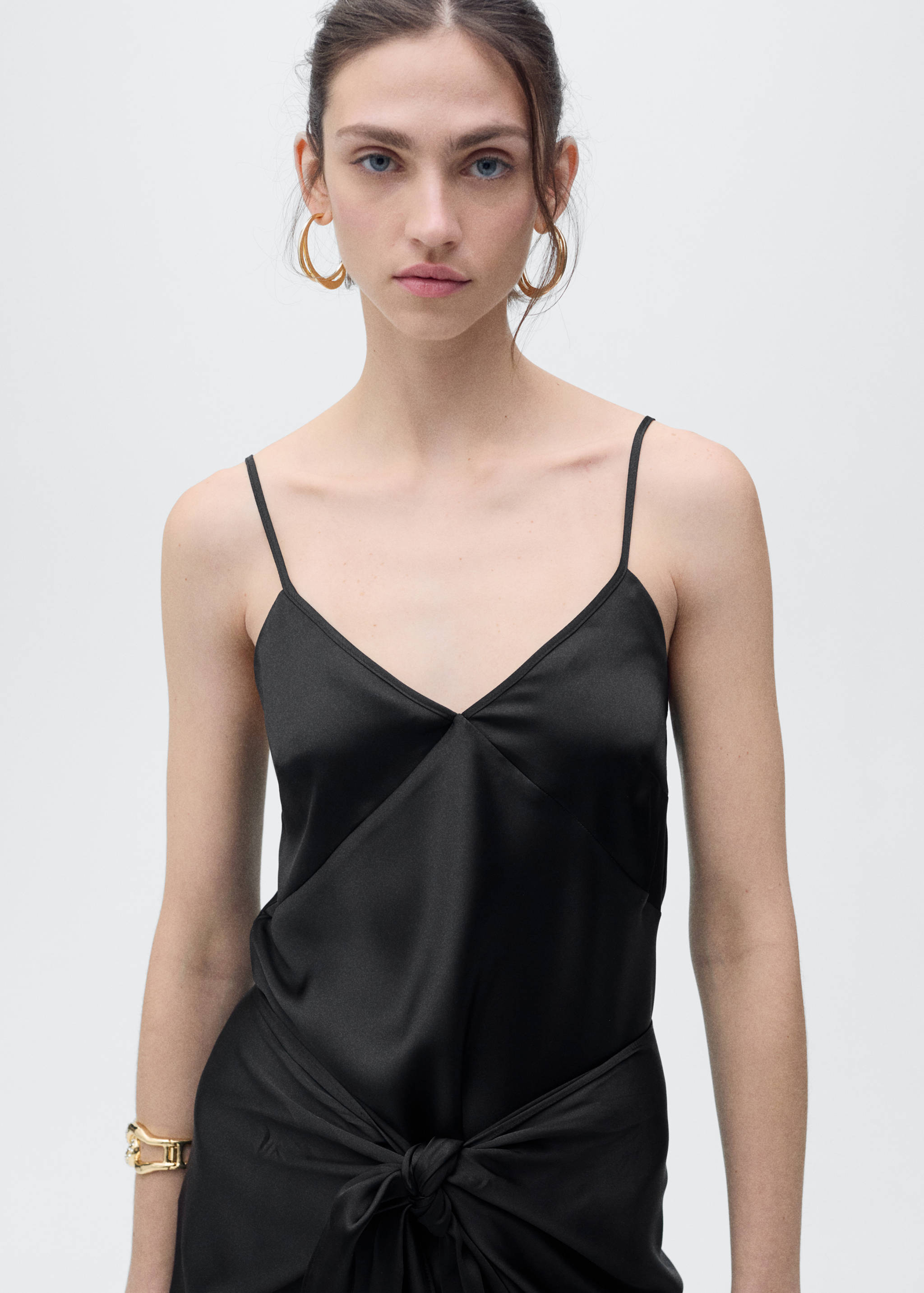 V-neck satin top - Medium plane