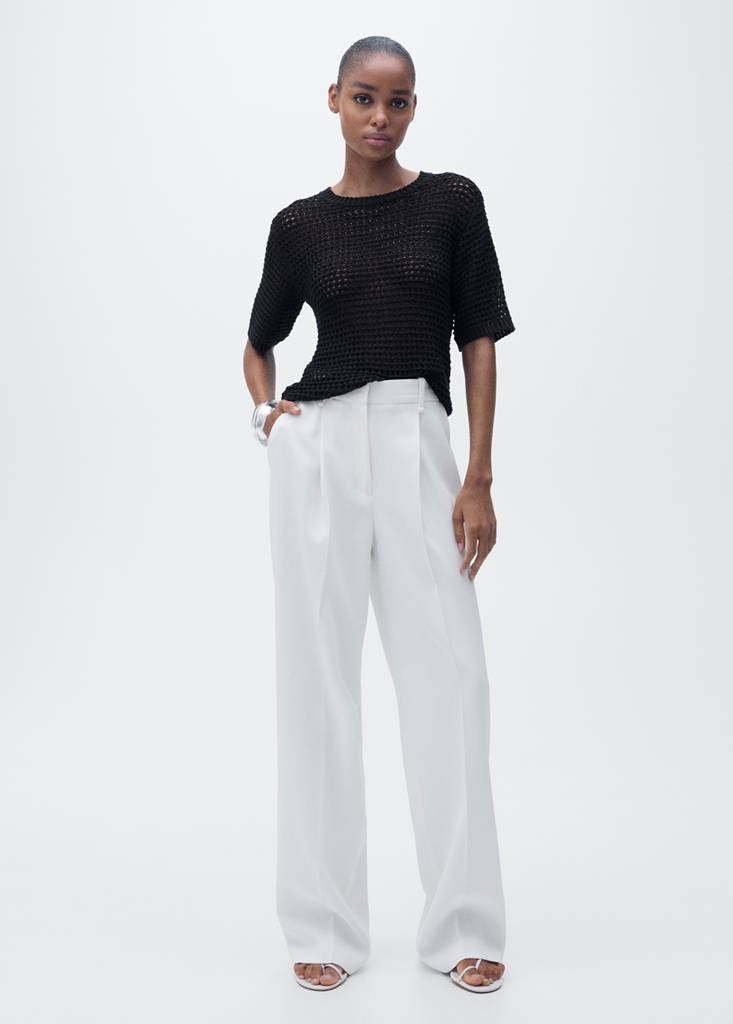 Short-sleeved crochet sweater — Black