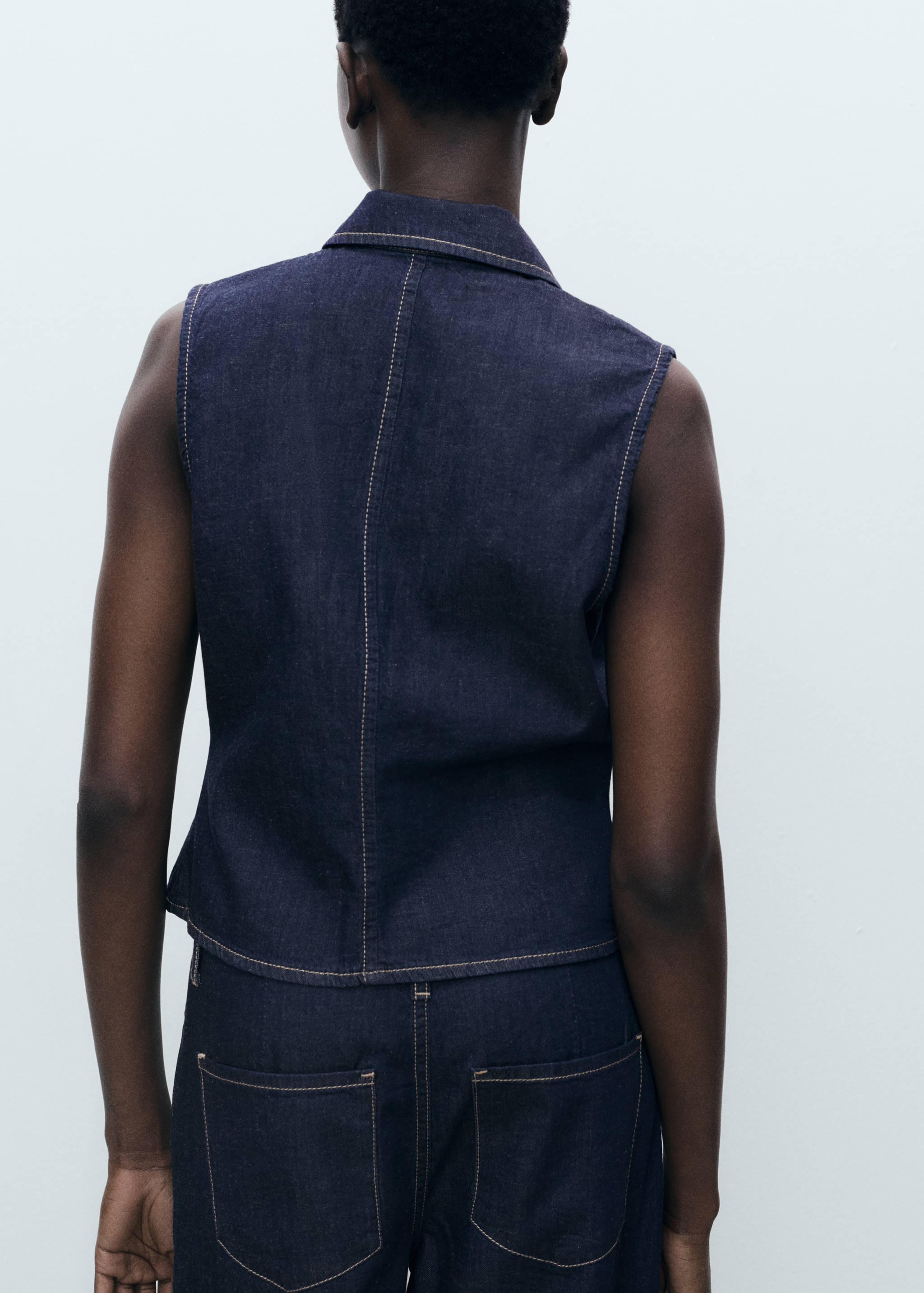 Fitted denim top - Reverse of the article