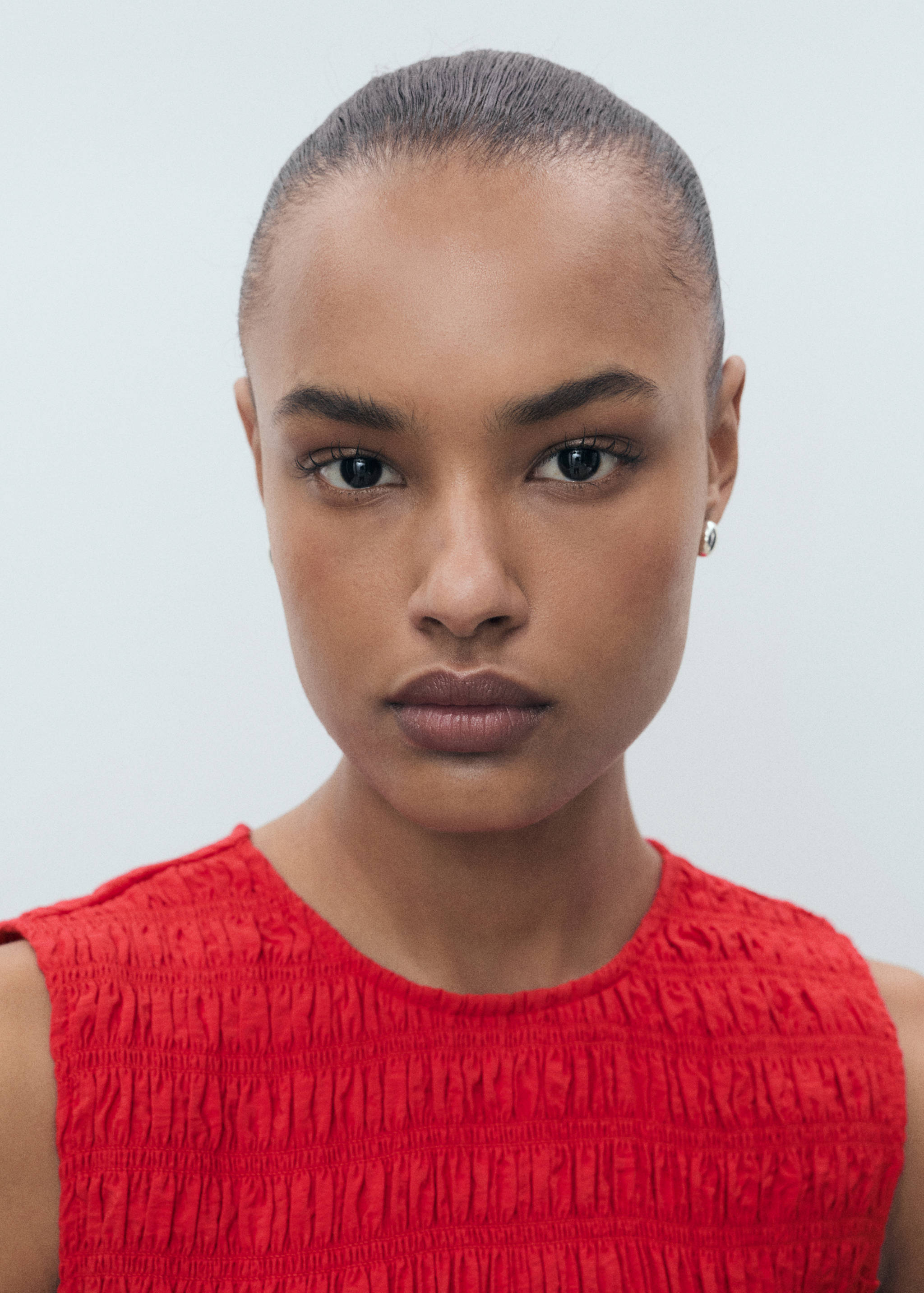 Vestido evasé cuerpo fruncido - Detalle del artículo 1