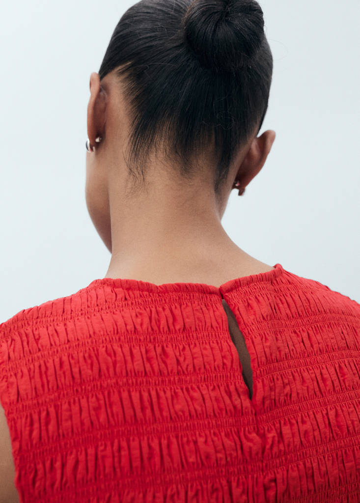 Flared dress with gathered body — Red
