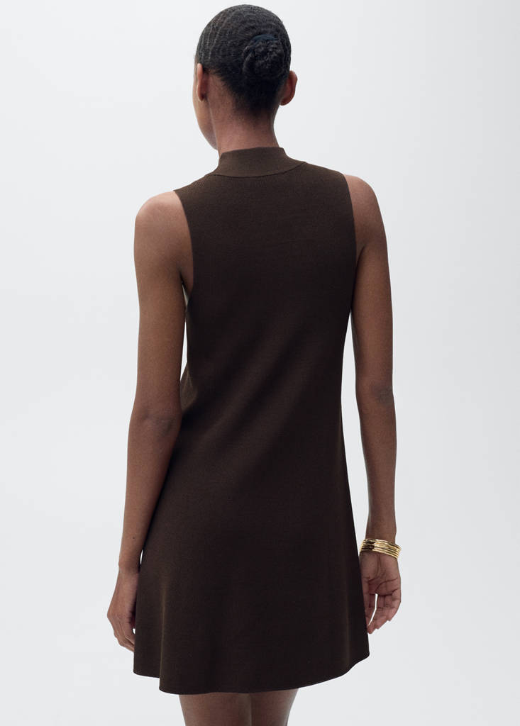 Perkins-neck knitted dress — Chocolate
