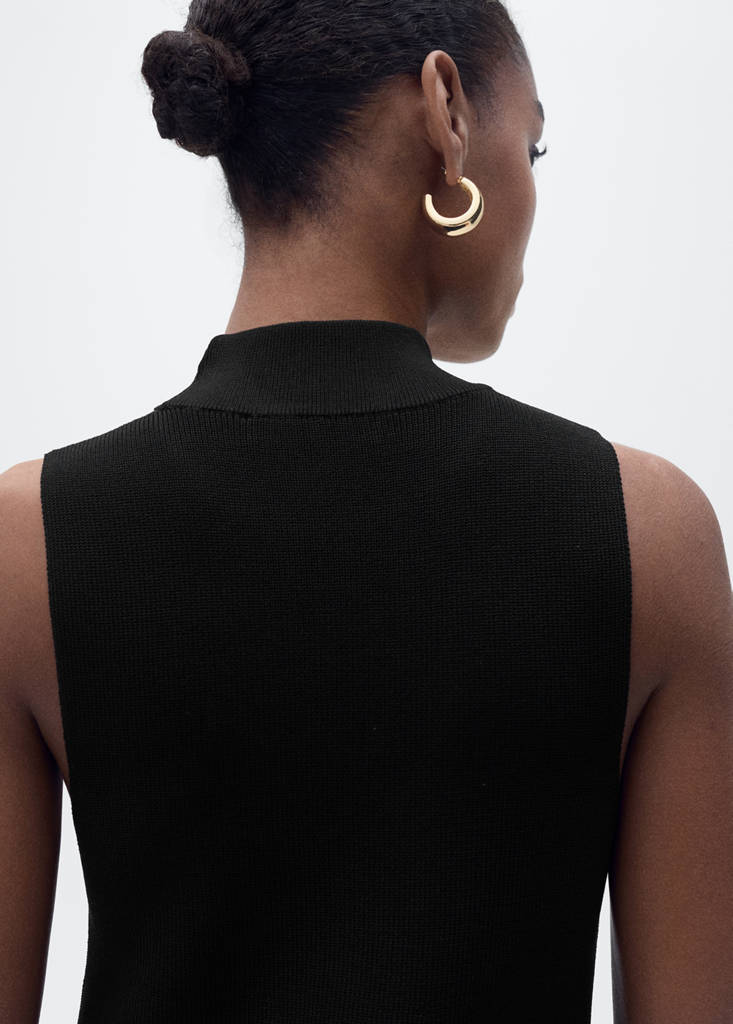 Perkins-neck knitted dress — Black