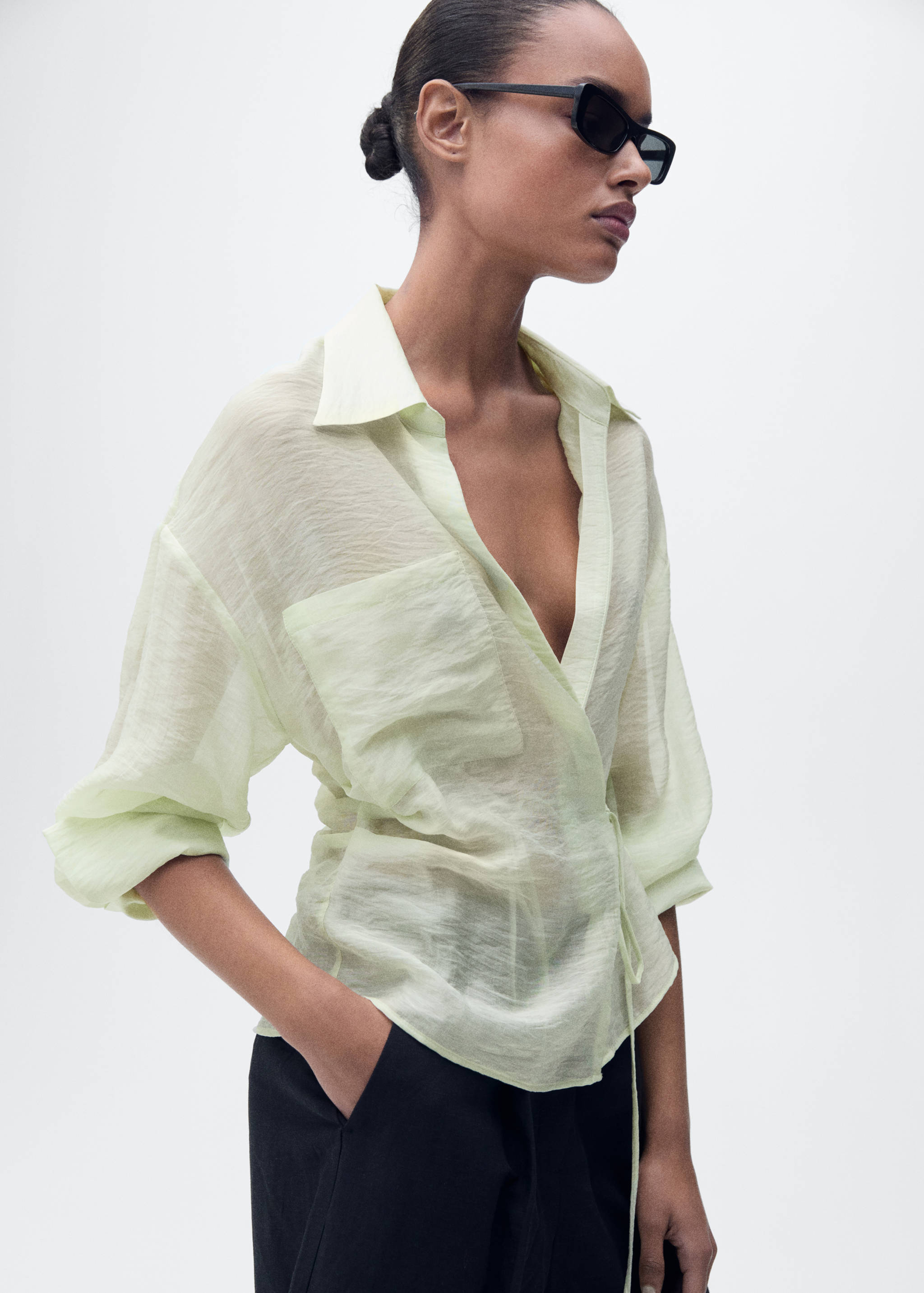 Lyocell wrap shirt with bow closure - Details of the article 2