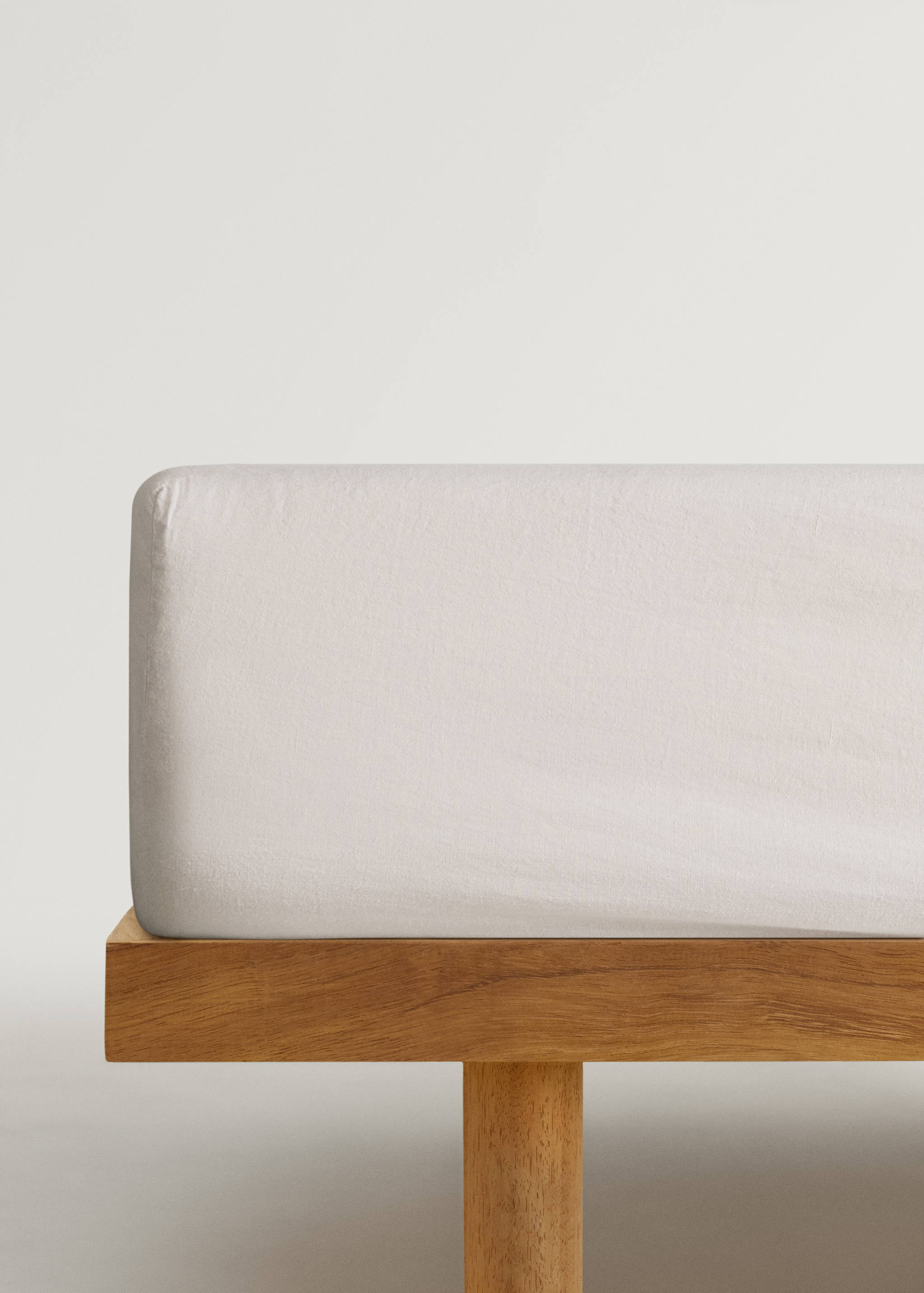 Washed linen fitted sheet for 90 cm bed - Article without model