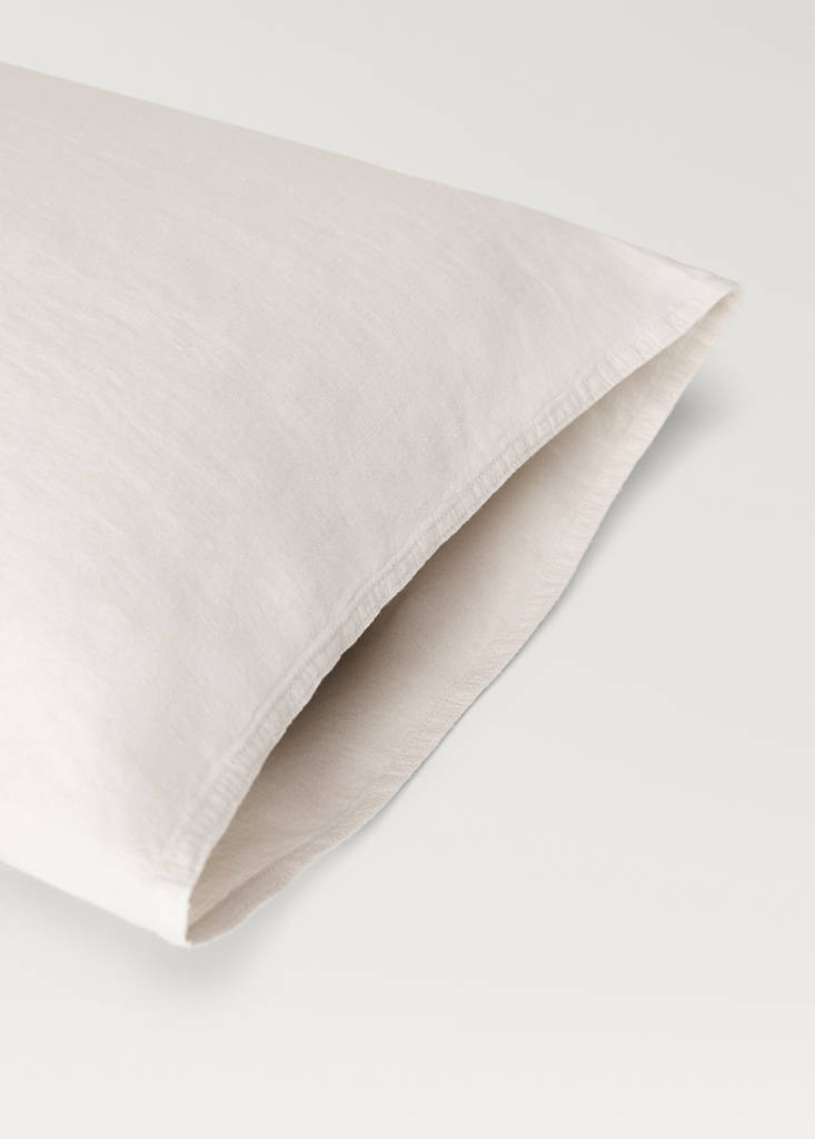 Washed linen pillowcase 45x110 cm — Beige