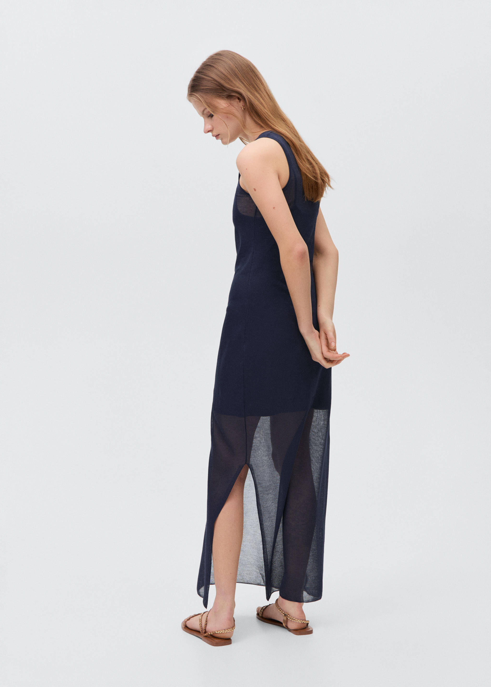 Félig átlátszó ruha - A cikk hátulja