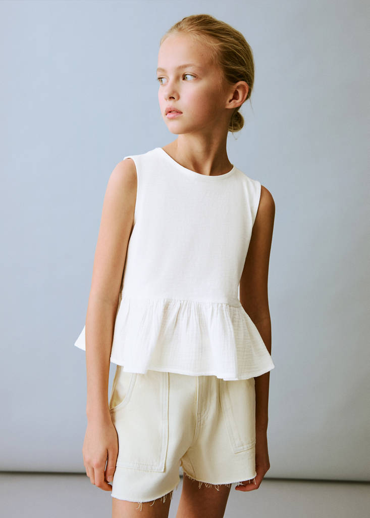 Straight shorts with frayed hem — Pastel Yellow